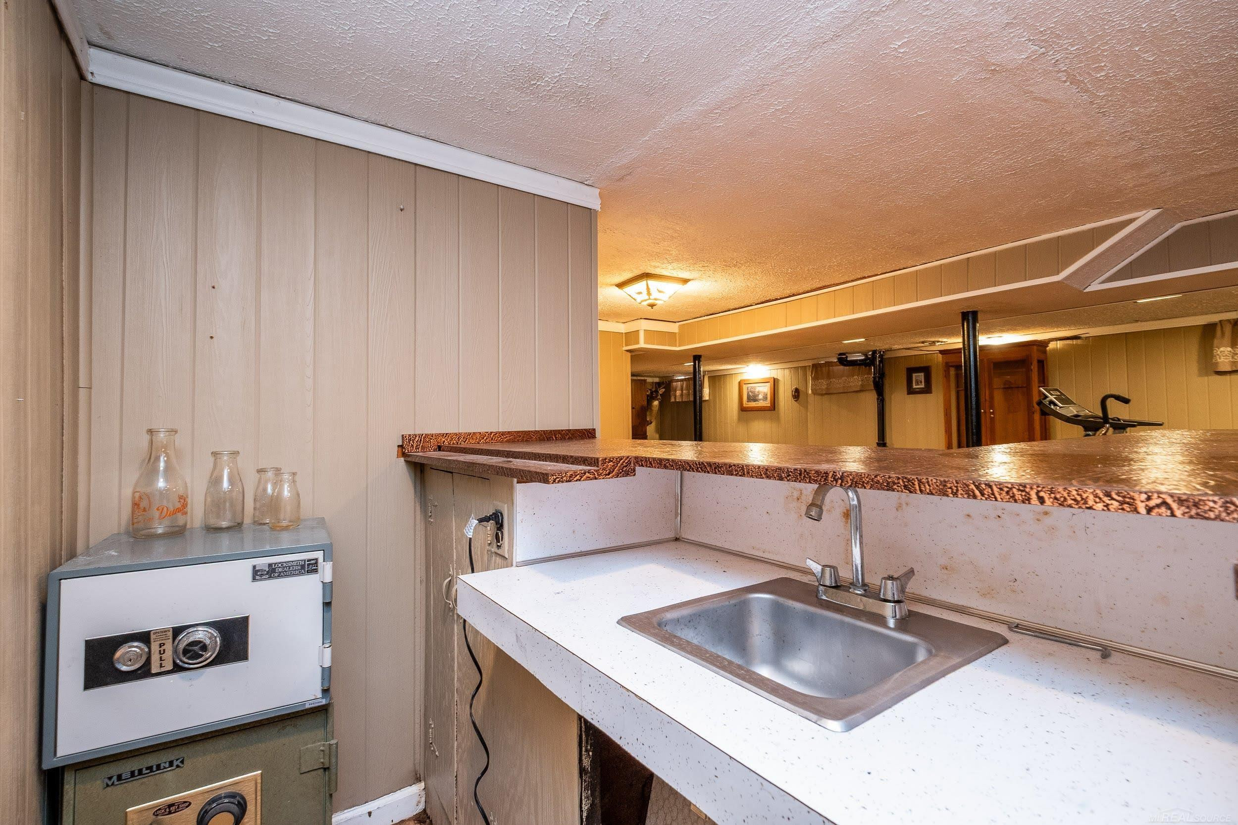 22808 Harmon Street, Saint Clair Shores, MI 48080 — Photo 41