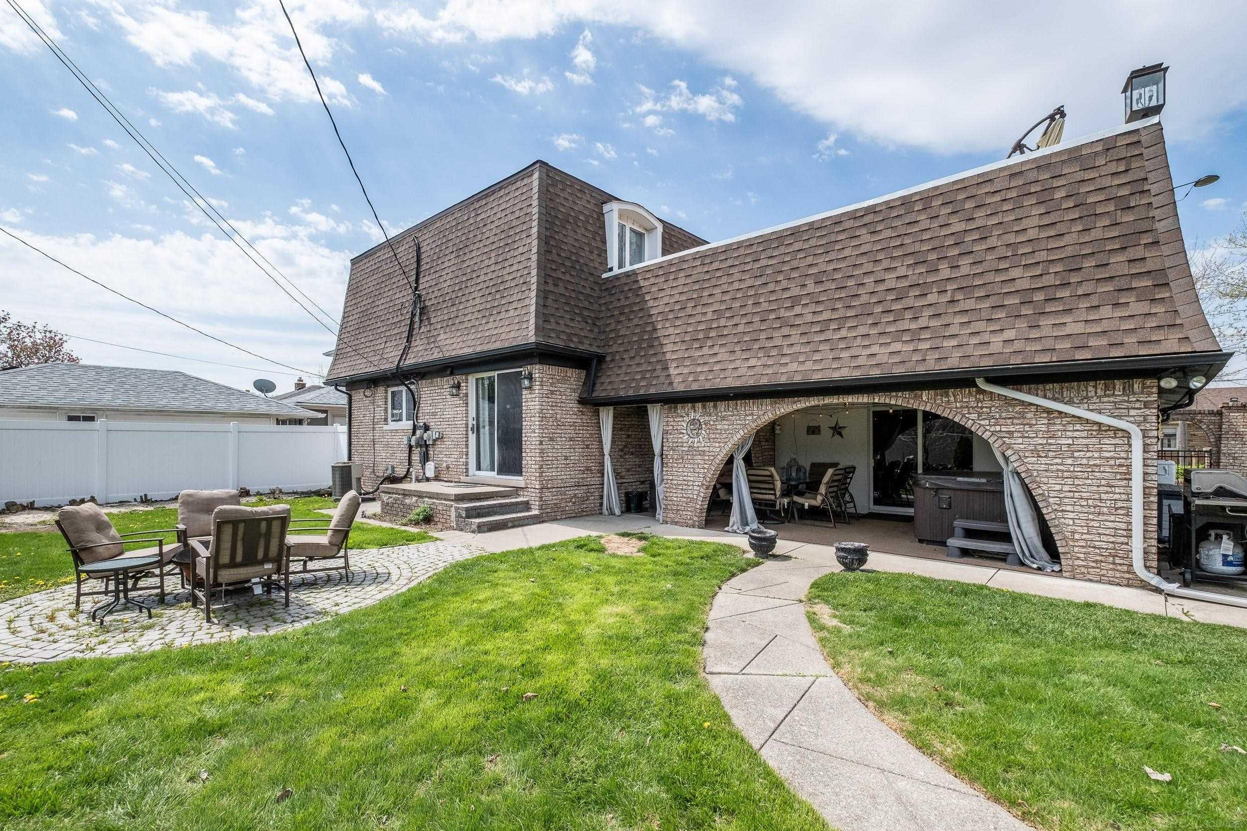 22808 Harmon Street, Saint Clair Shores, MI 48080 — Photo 45