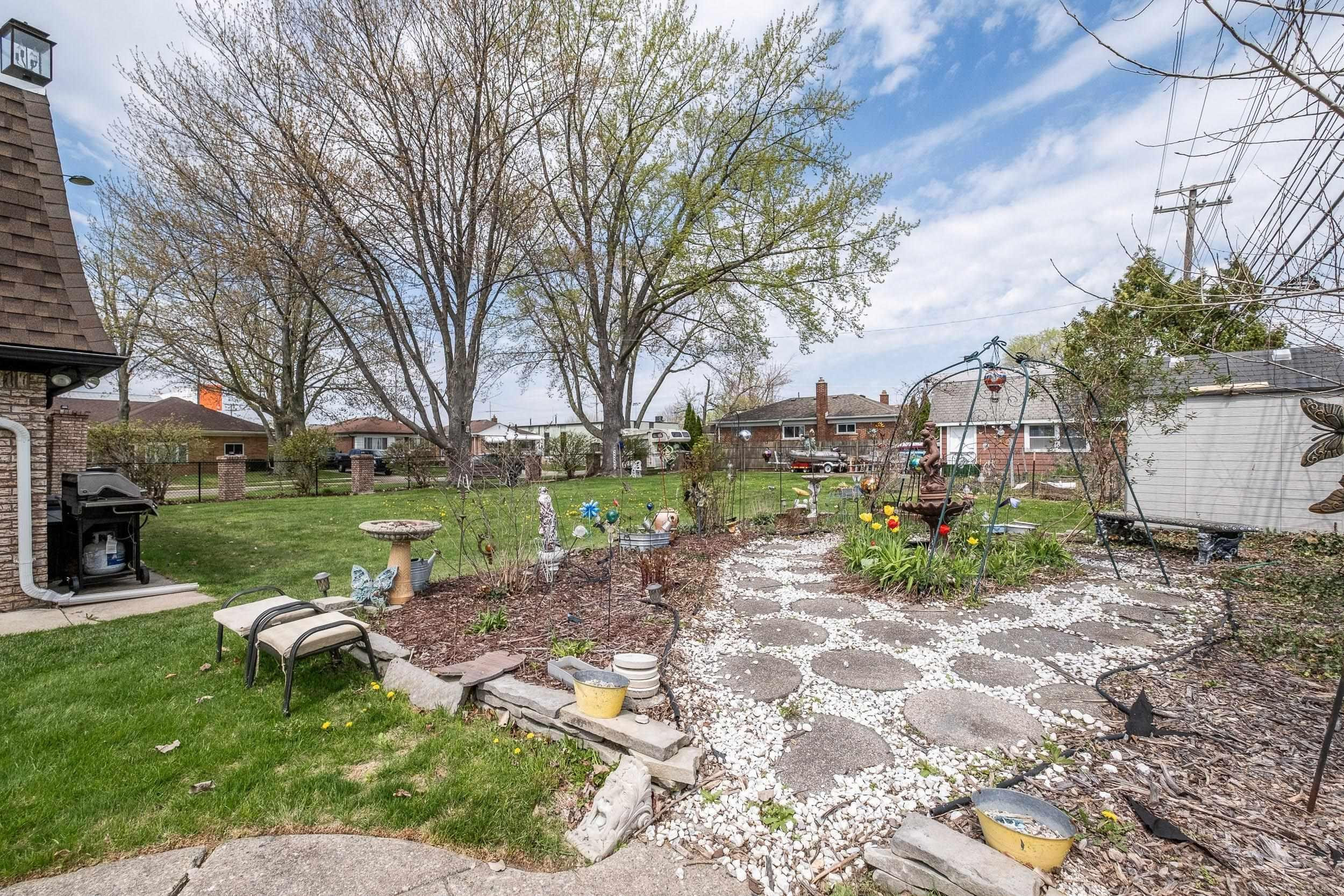 22808 Harmon Street, Saint Clair Shores, MI 48080 — Photo 53