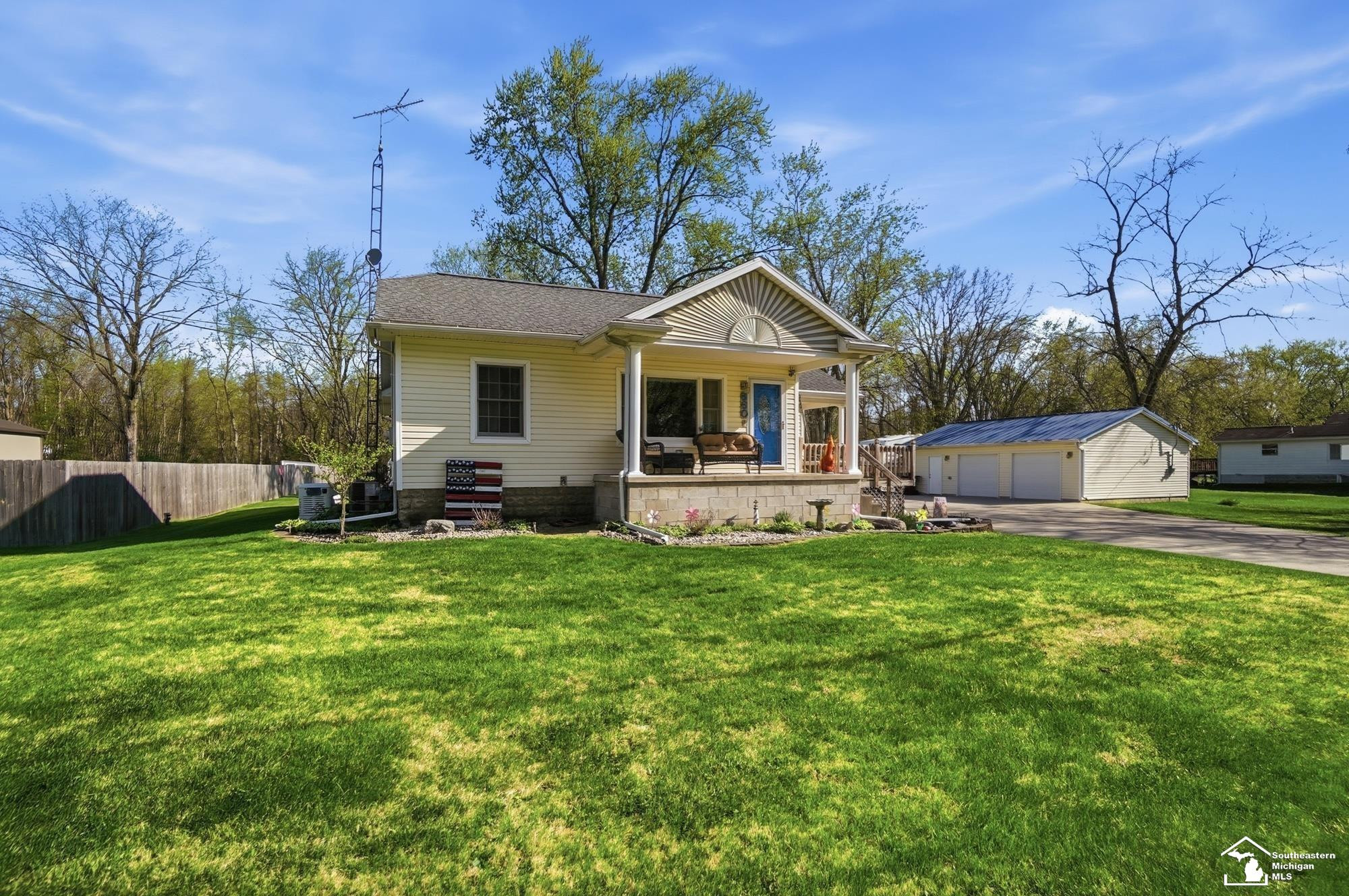 660 Pickard Road, Temperance, MI 48182 — Photo 4