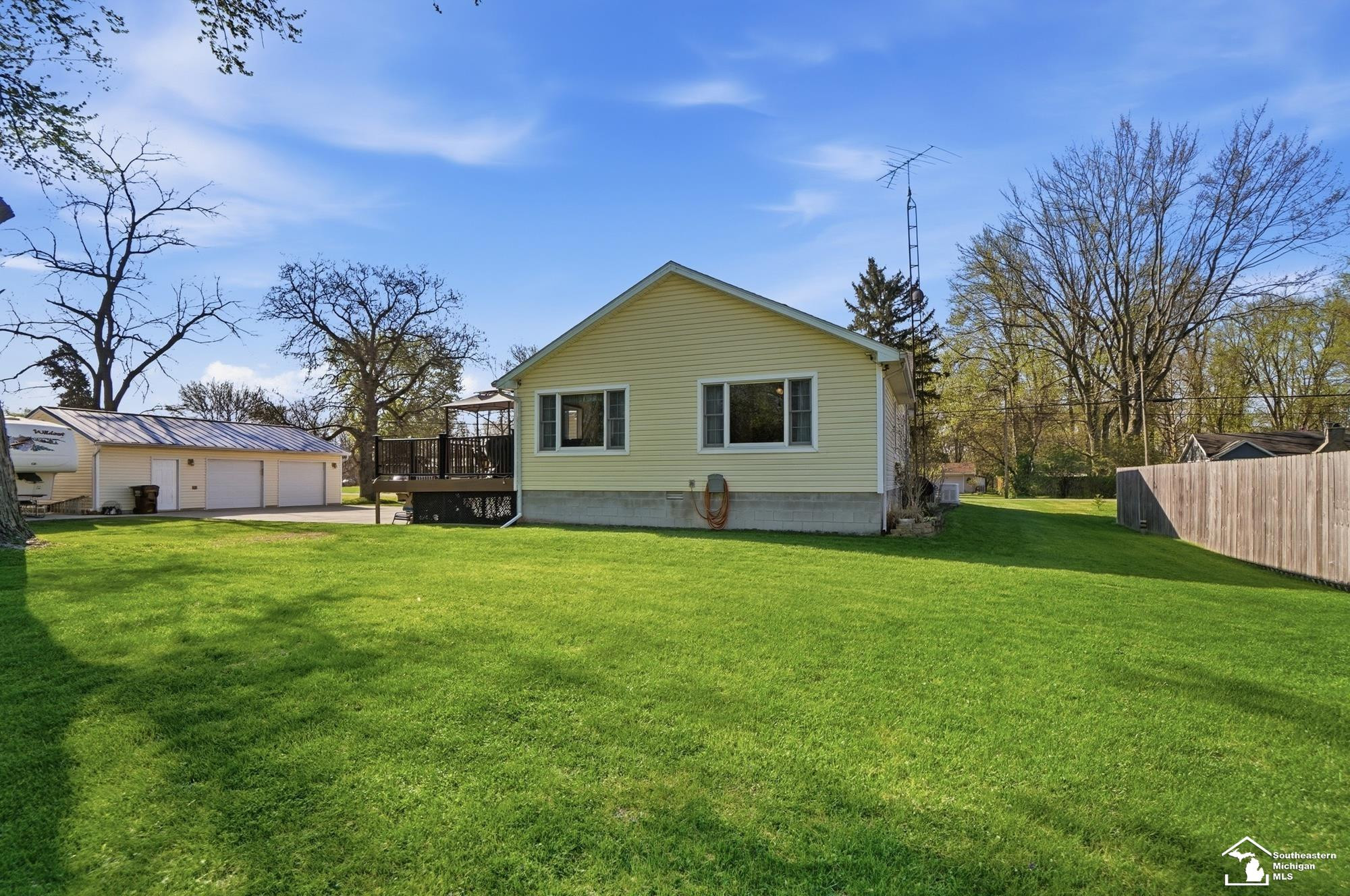 660 Pickard Road, Temperance, MI 48182 — Photo 49