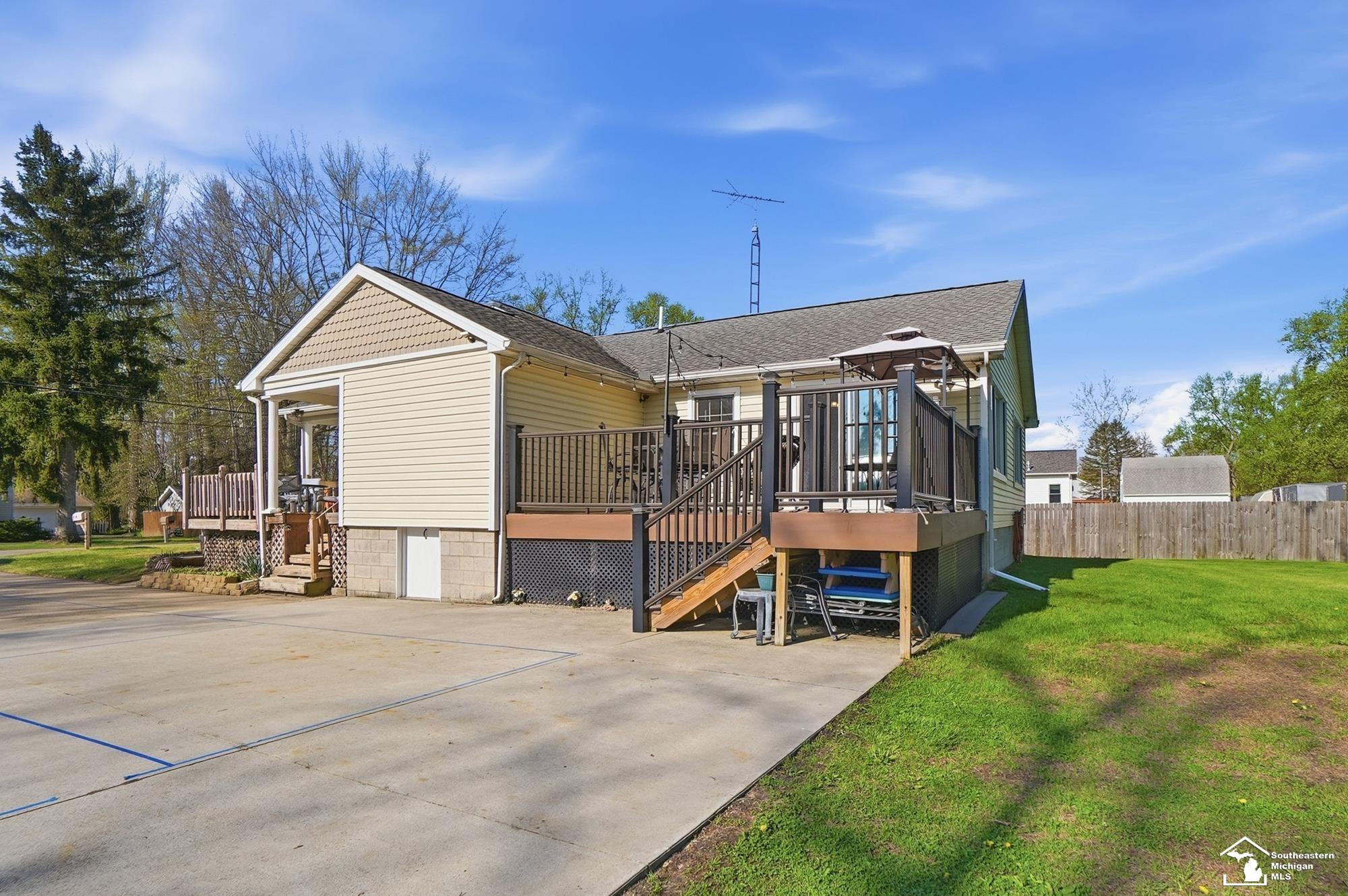 660 Pickard Road, Temperance, MI 48182 — Photo 51
