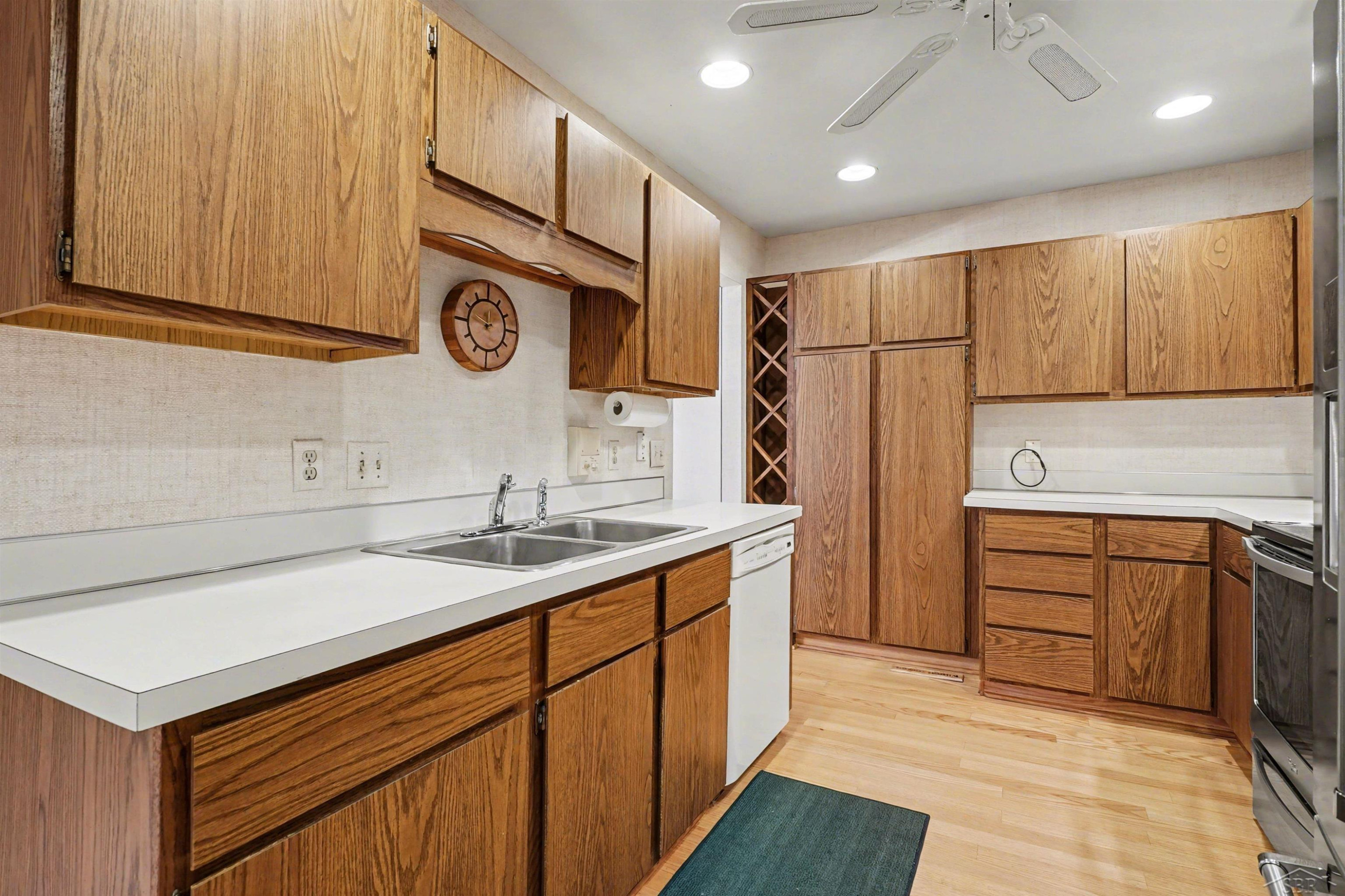 4872 W Michigan Avenue, Saginaw, MI 48638 — Photo 6