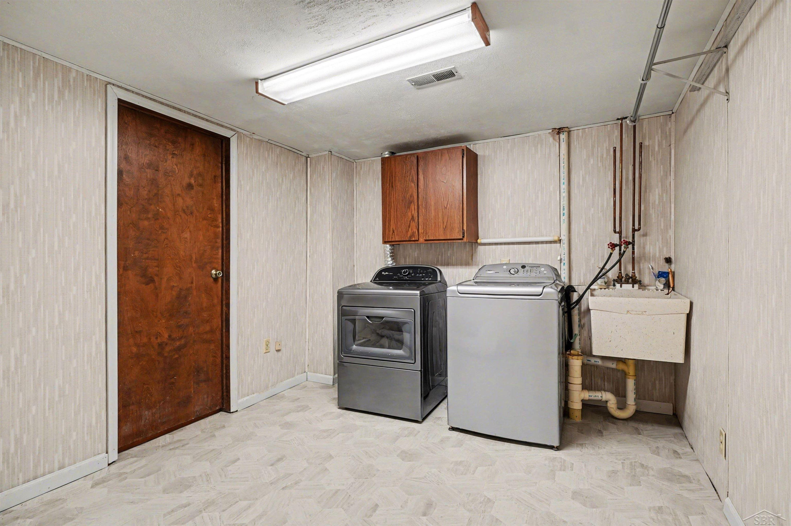 4872 W Michigan Avenue, Saginaw, MI 48638 — Photo 18