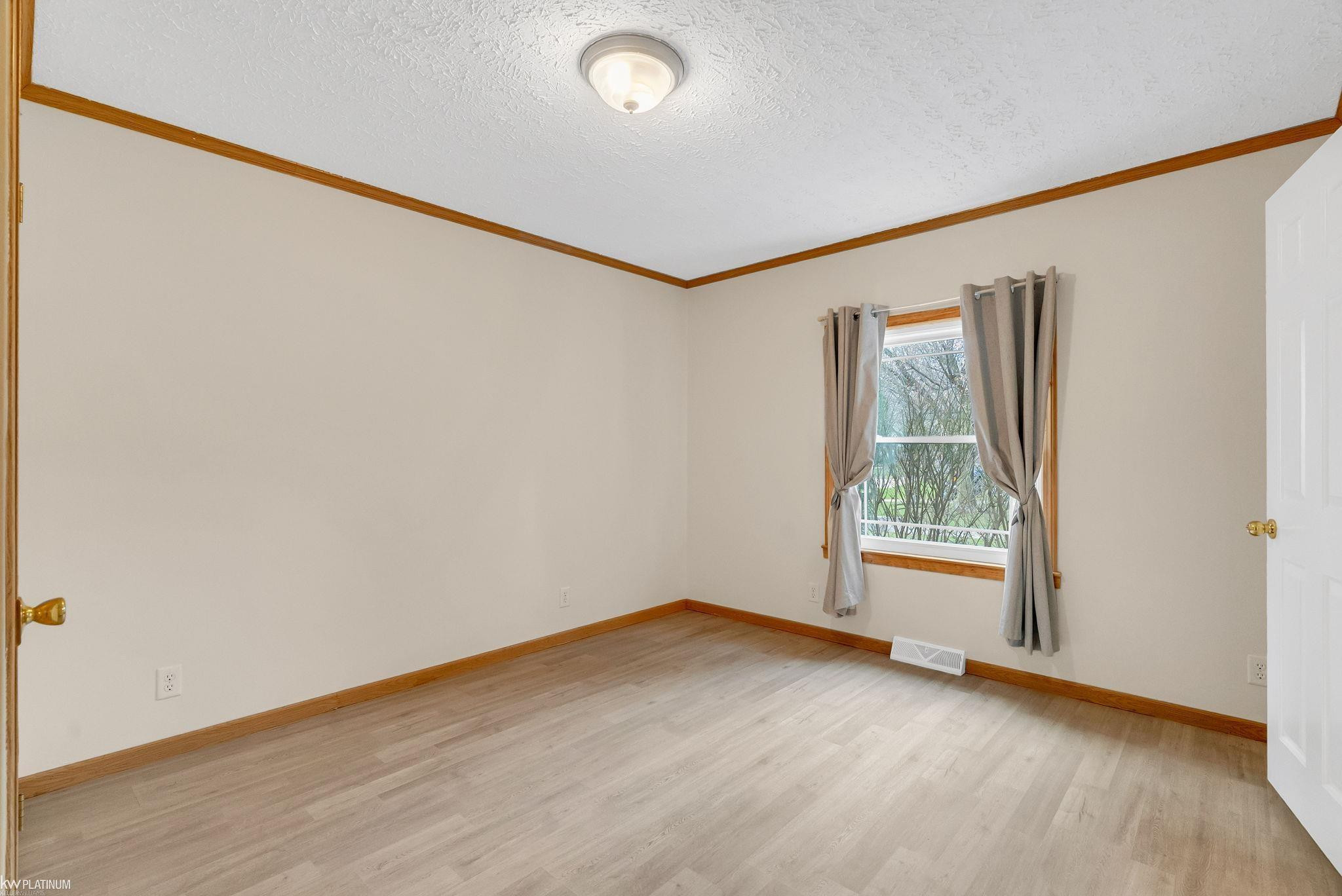 15 Ridgeway Street, Saline, MI 48176 — Photo 11