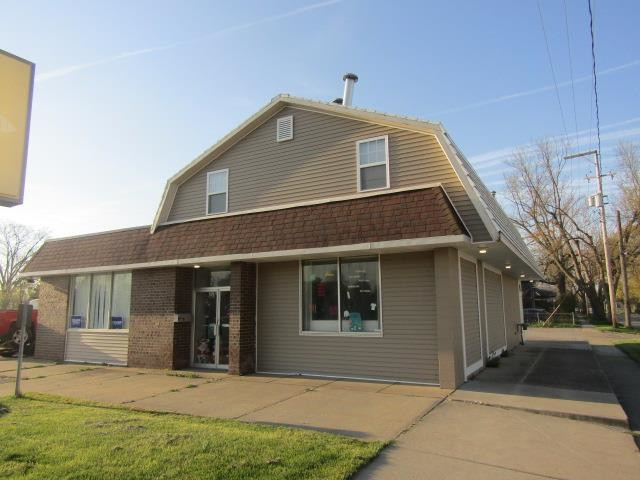 727-731 Main Street, Owosso, MI 48867 — Photo 3