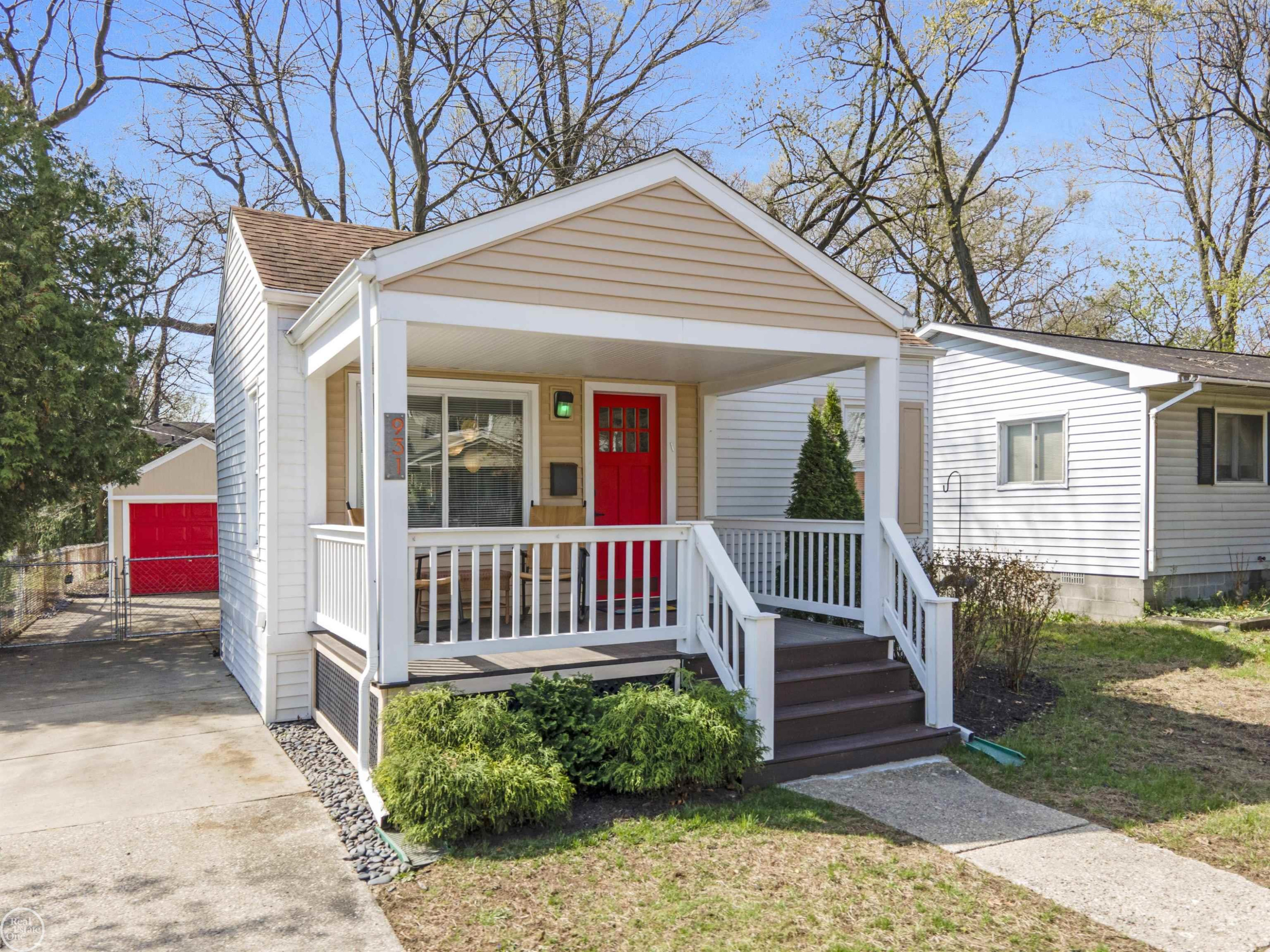 16071 Robbins Road, Grand Haven, MI, 49417