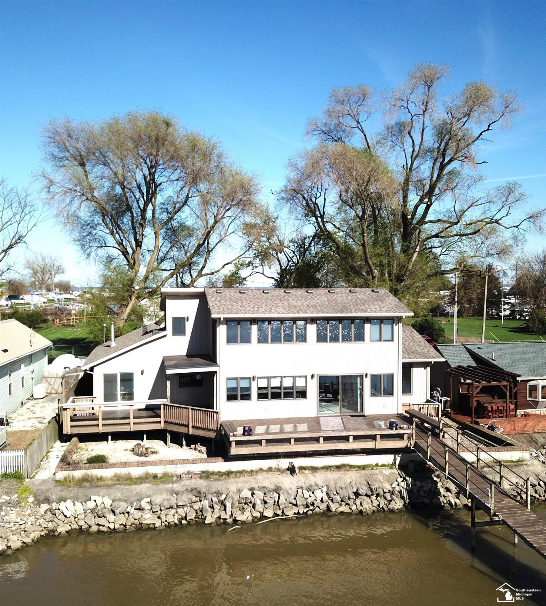 6551 edgewater Drive, Erie, MI — Photo 8