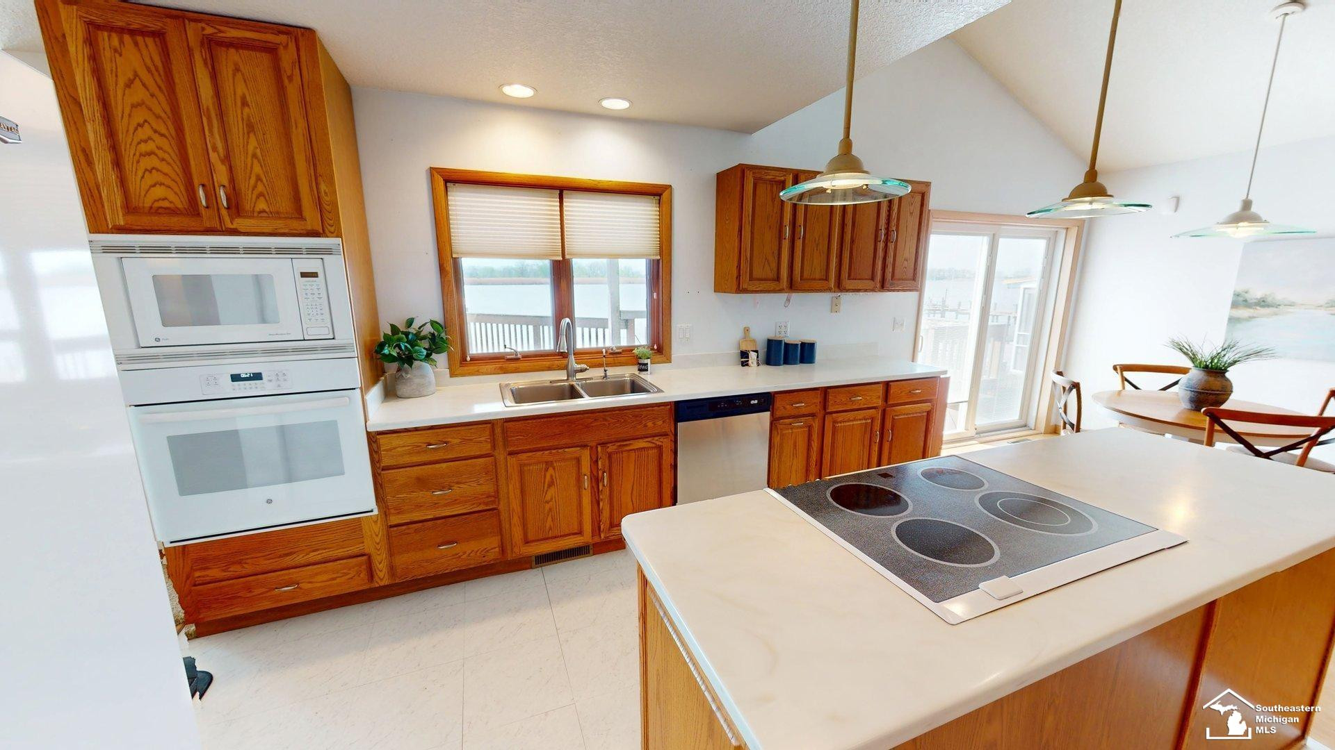 6551 edgewater Drive, Erie, MI — Photo 18
