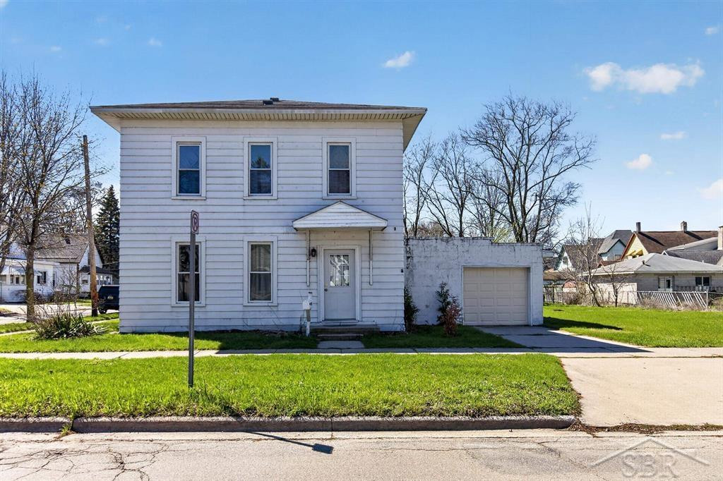 906 E North Union Street, Bay City, MI 48706 — front exterior