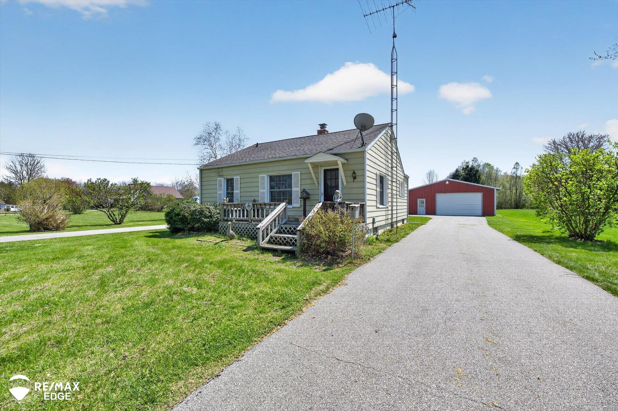 5391 W Dodge Road, Clio, MI 48420 — front exterior