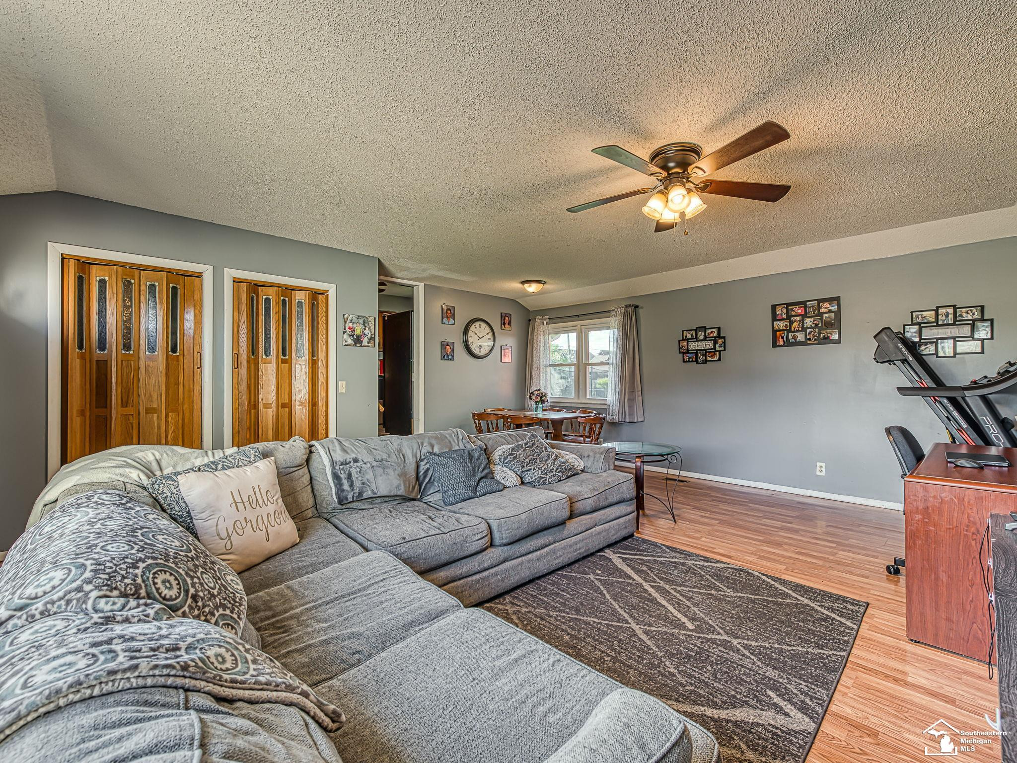 318 E Grove Street, Monroe, MI 48162 — Photo 3