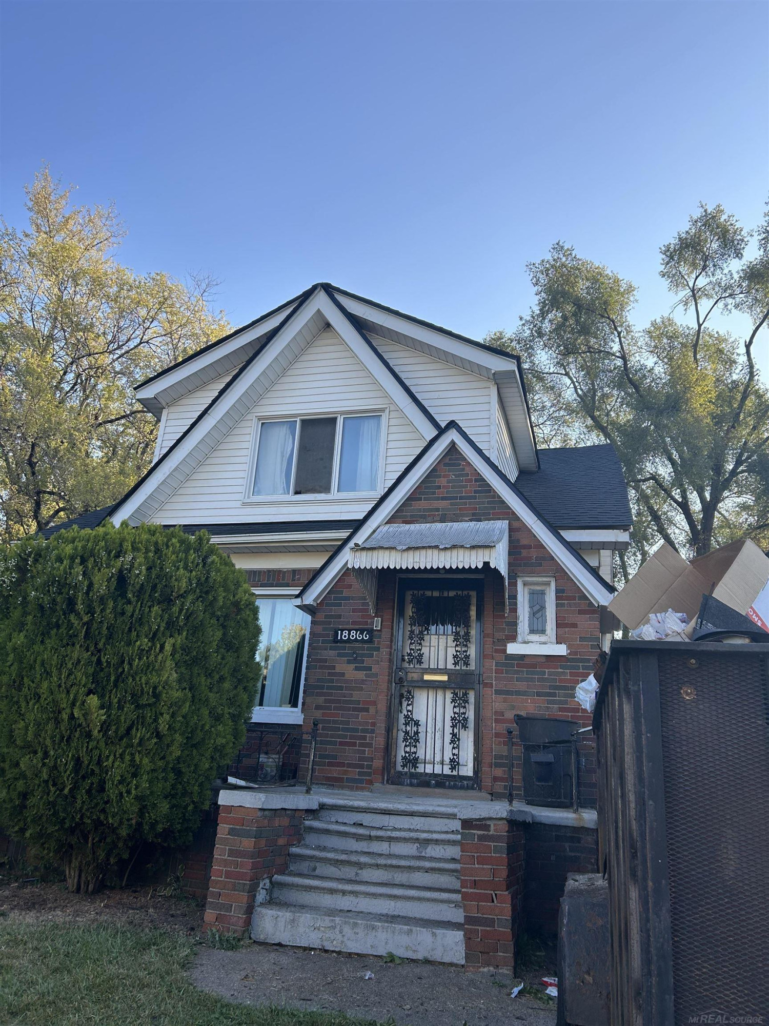 18866 Hull Street, Highland Park, MI 48203 — Photo 7