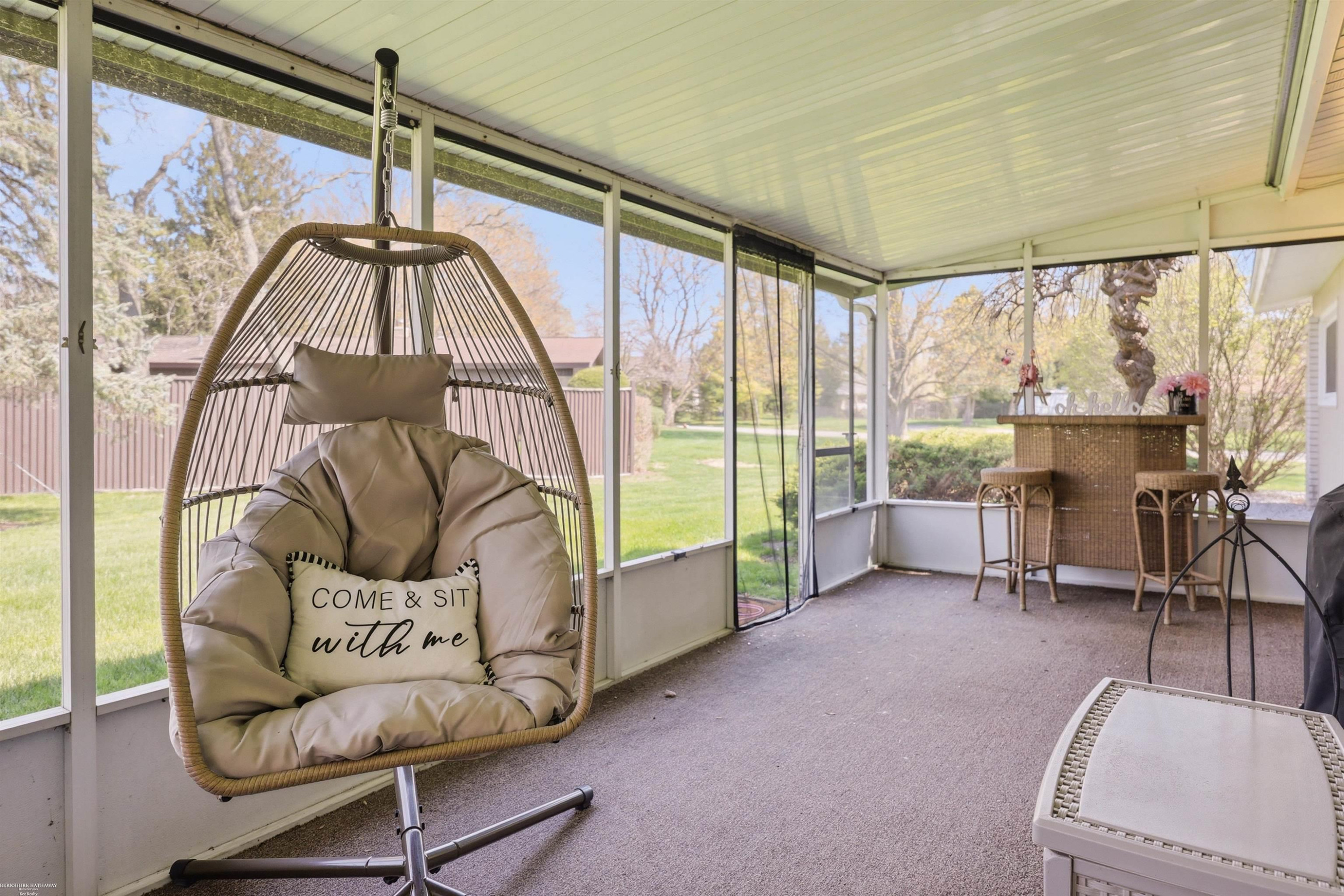 8995 Carriage hill Drive, Shelby Twp, MI 48317 — Photo 40