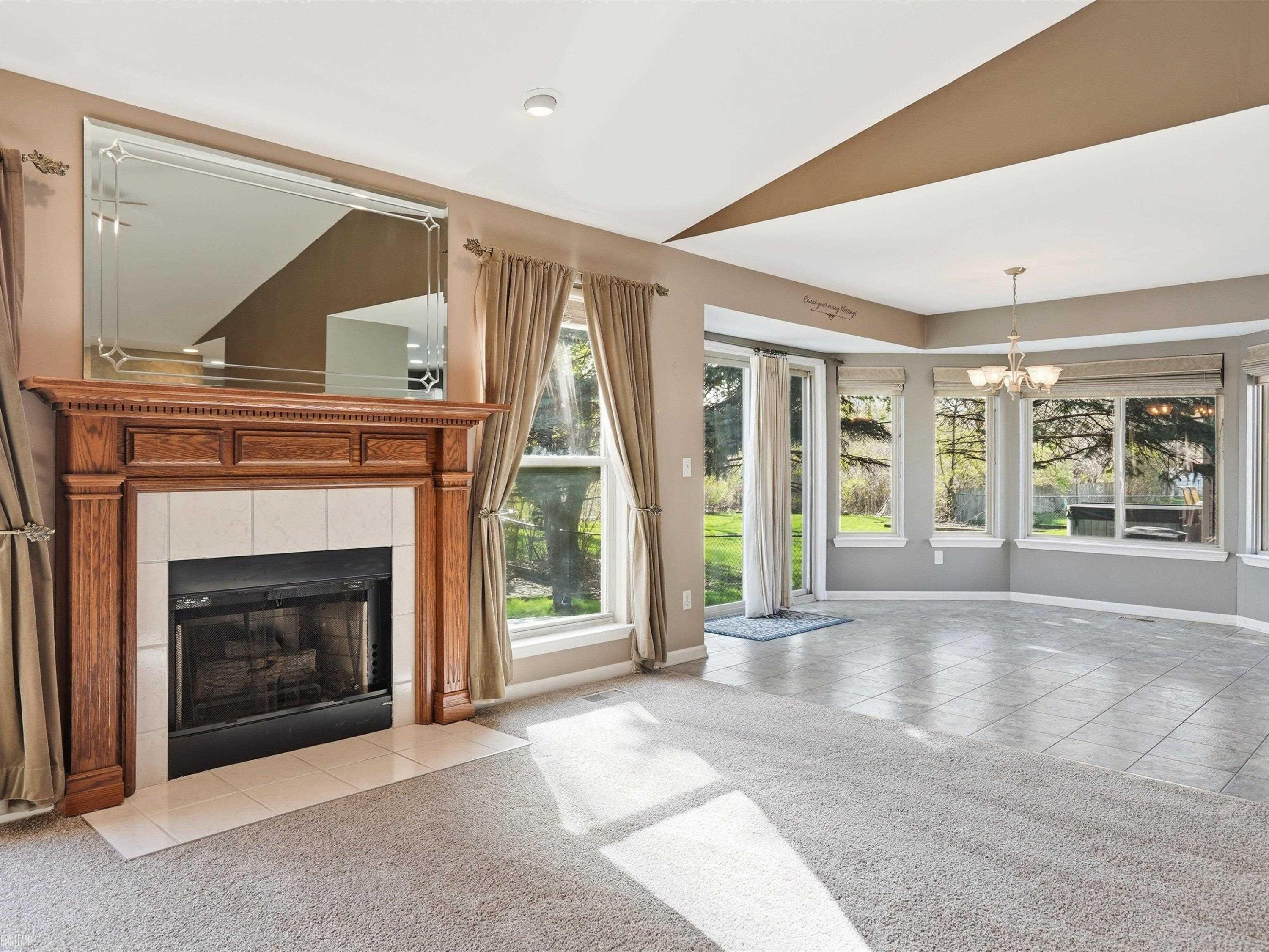52625 Bree Drive, New Baltimore, MI 48047 — Photo 3