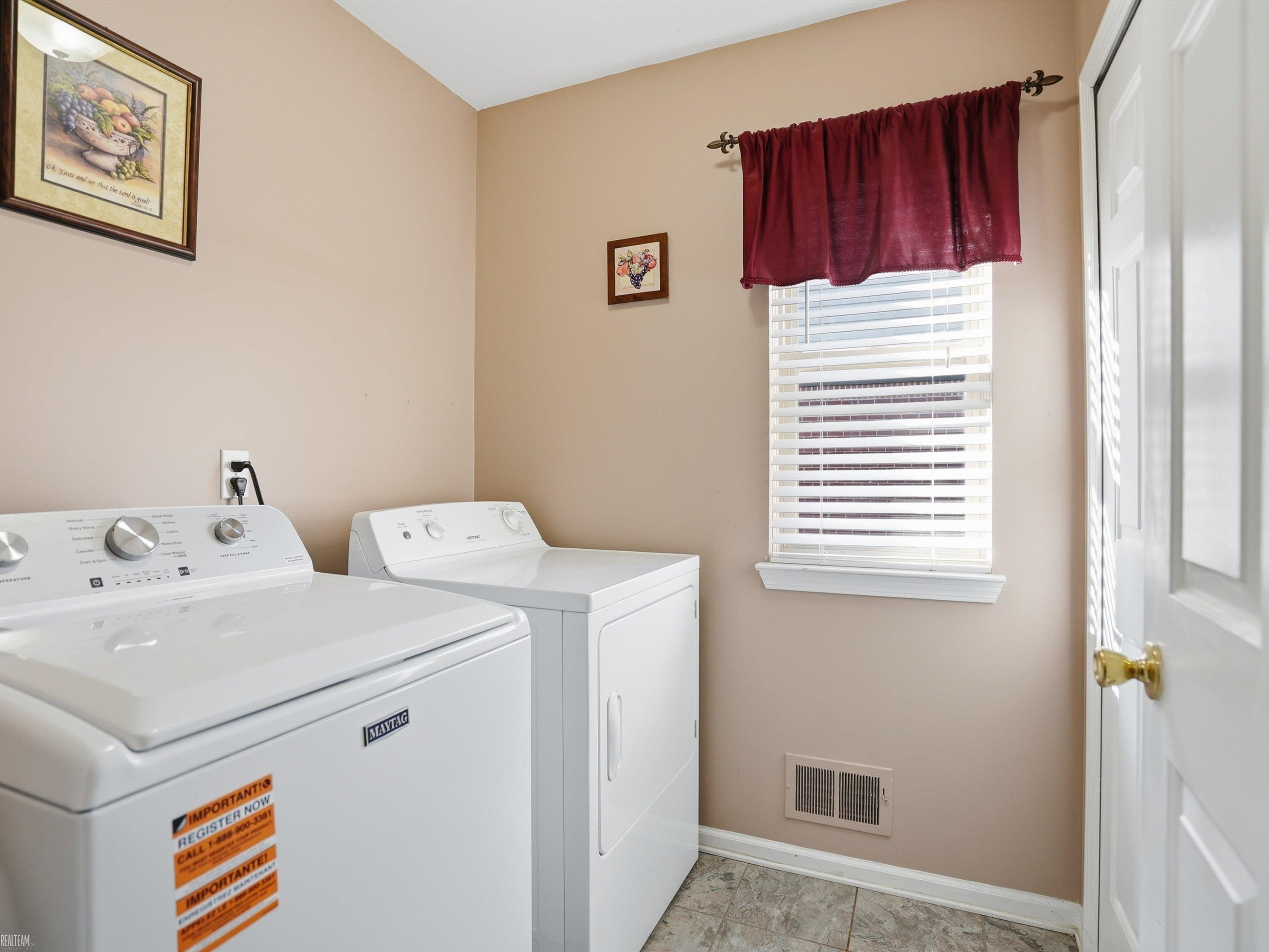 52625 Bree Drive, New Baltimore, MI 48047 — Photo 10