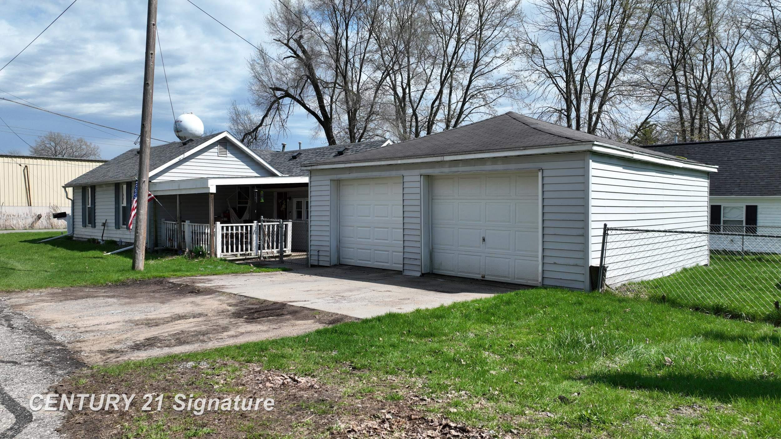 702 Flint Street, Saint Charles, MI 48655 — Photo 7