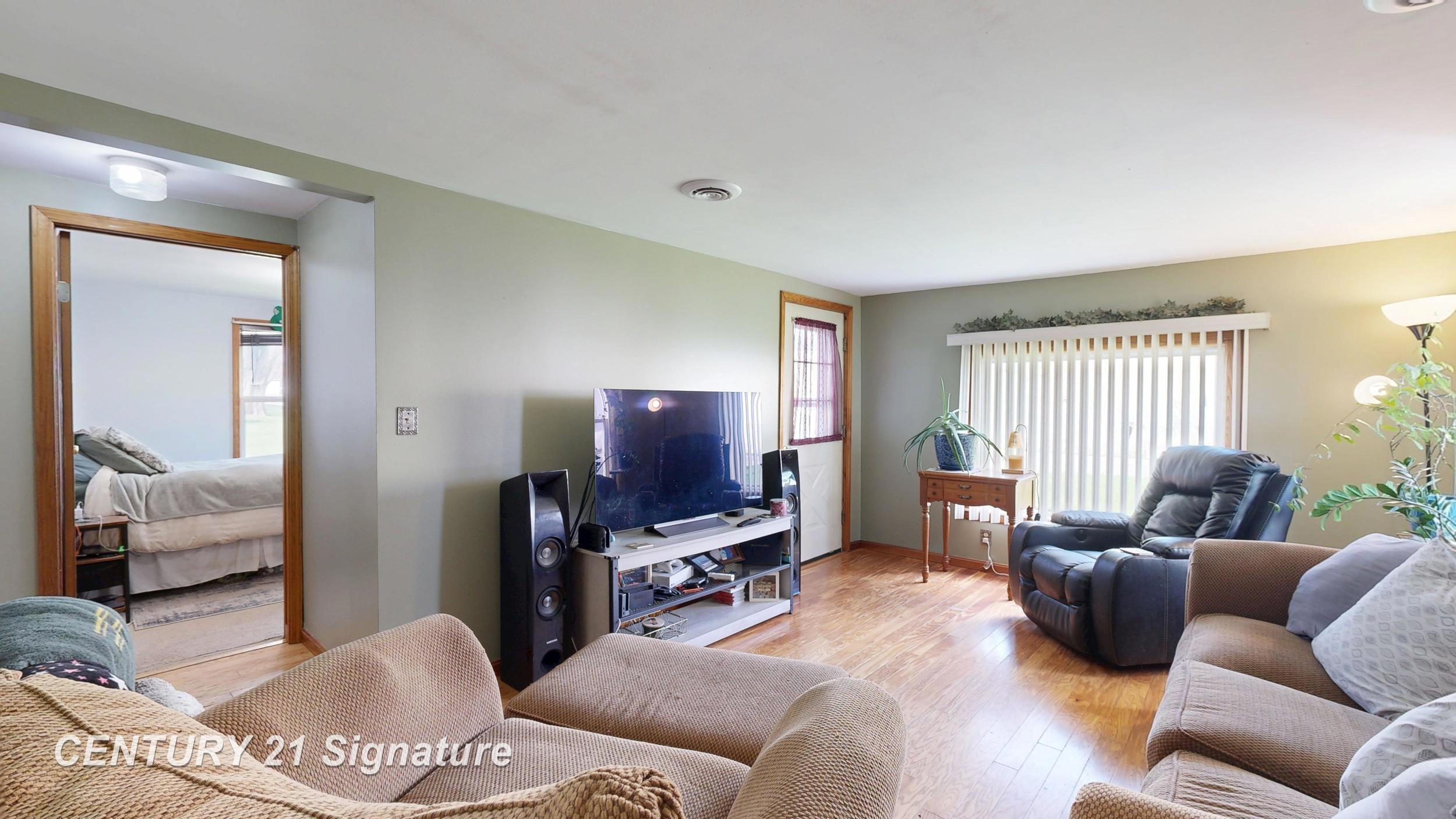 702 Flint Street, Saint Charles, MI 48655 — Photo 15