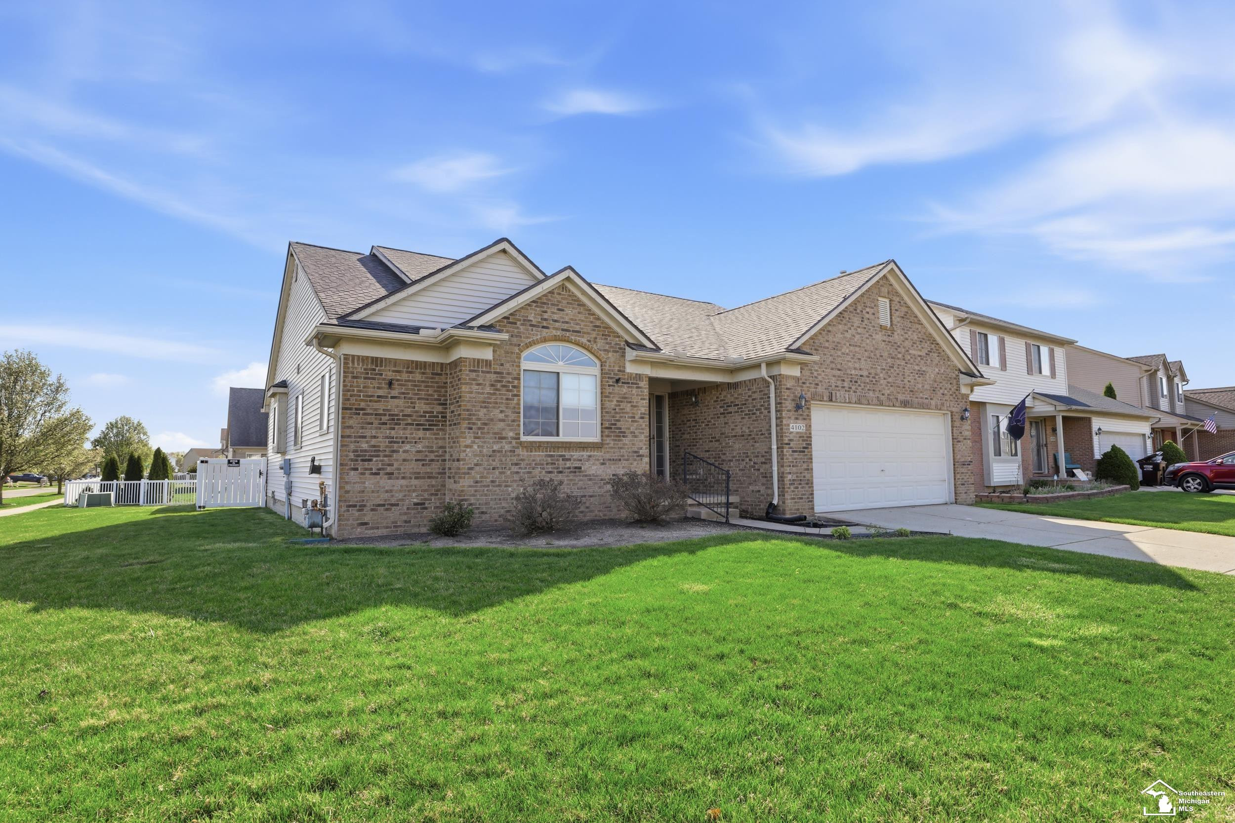 4102 crooked Lane Lane, Newport, MI 48166 — Photo 4