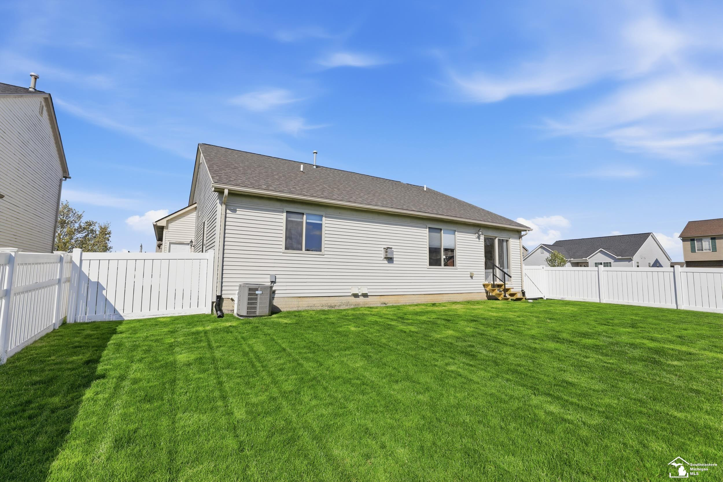 4102 crooked Lane Lane, Newport, MI 48166 — Photo 32
