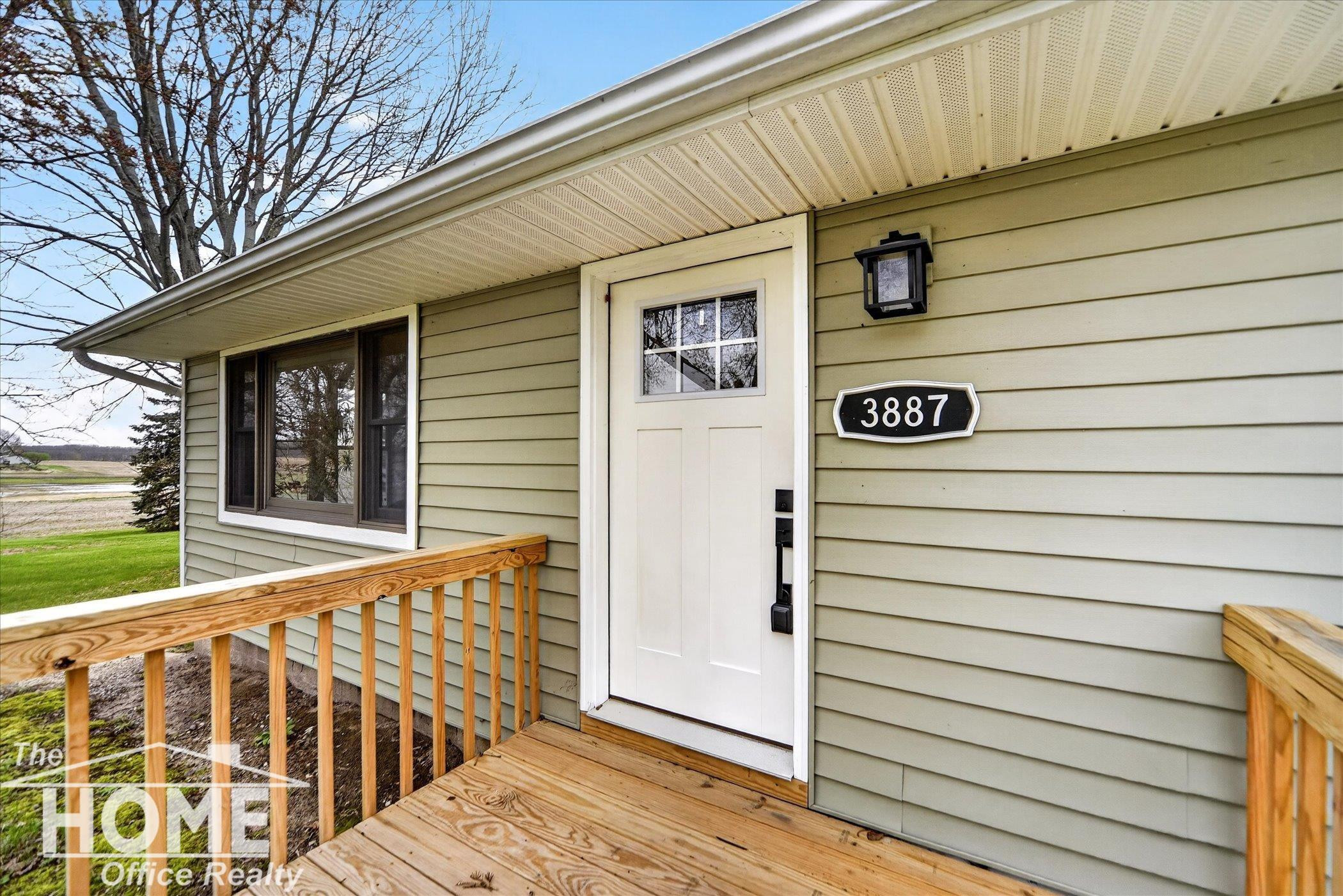 3887 W Brewer Road, Owosso, MI 48867 — Photo 3