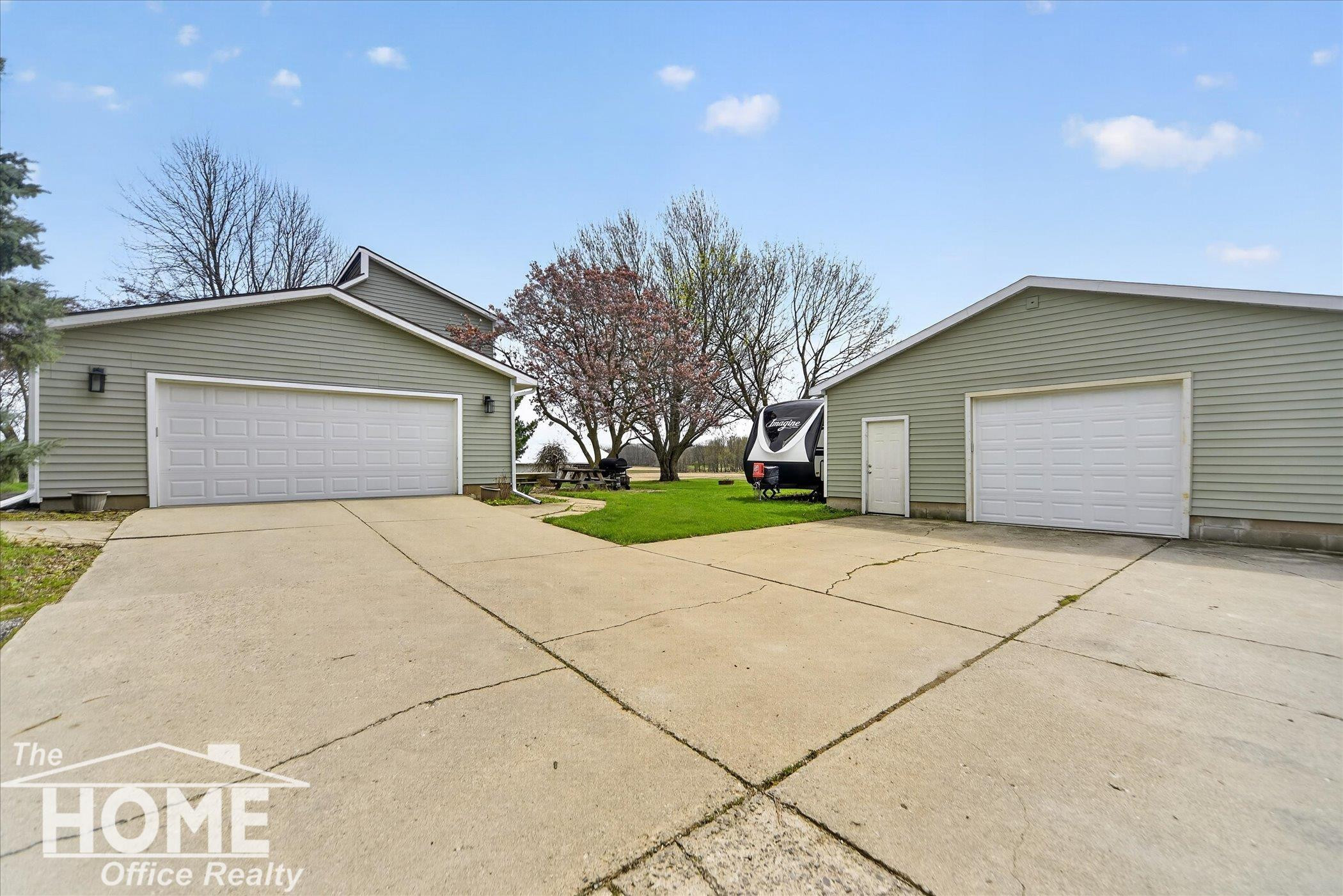 3887 W Brewer Road, Owosso, MI 48867 — Photo 34