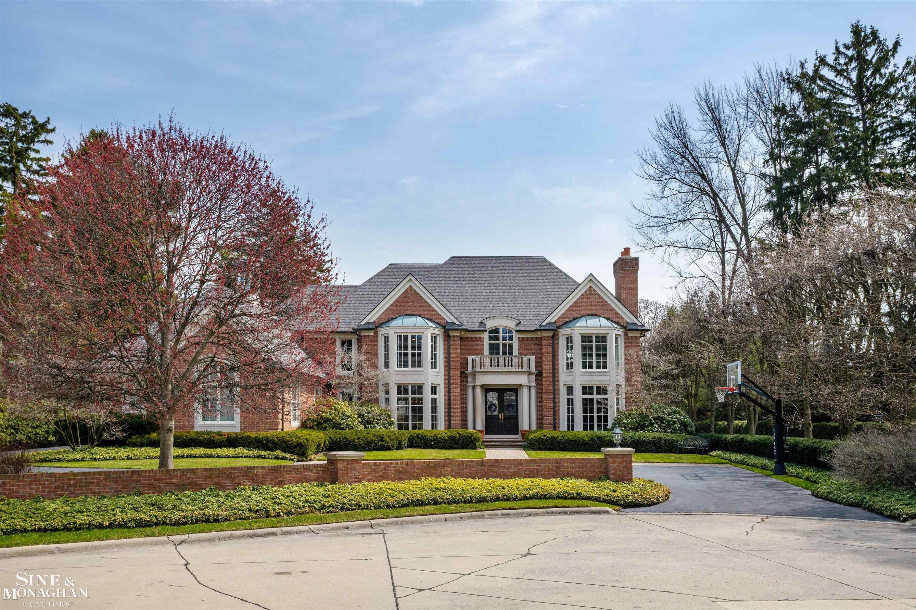 41 Christine Drive, Grosse Pointe Farms, MI 48236 — front exterior