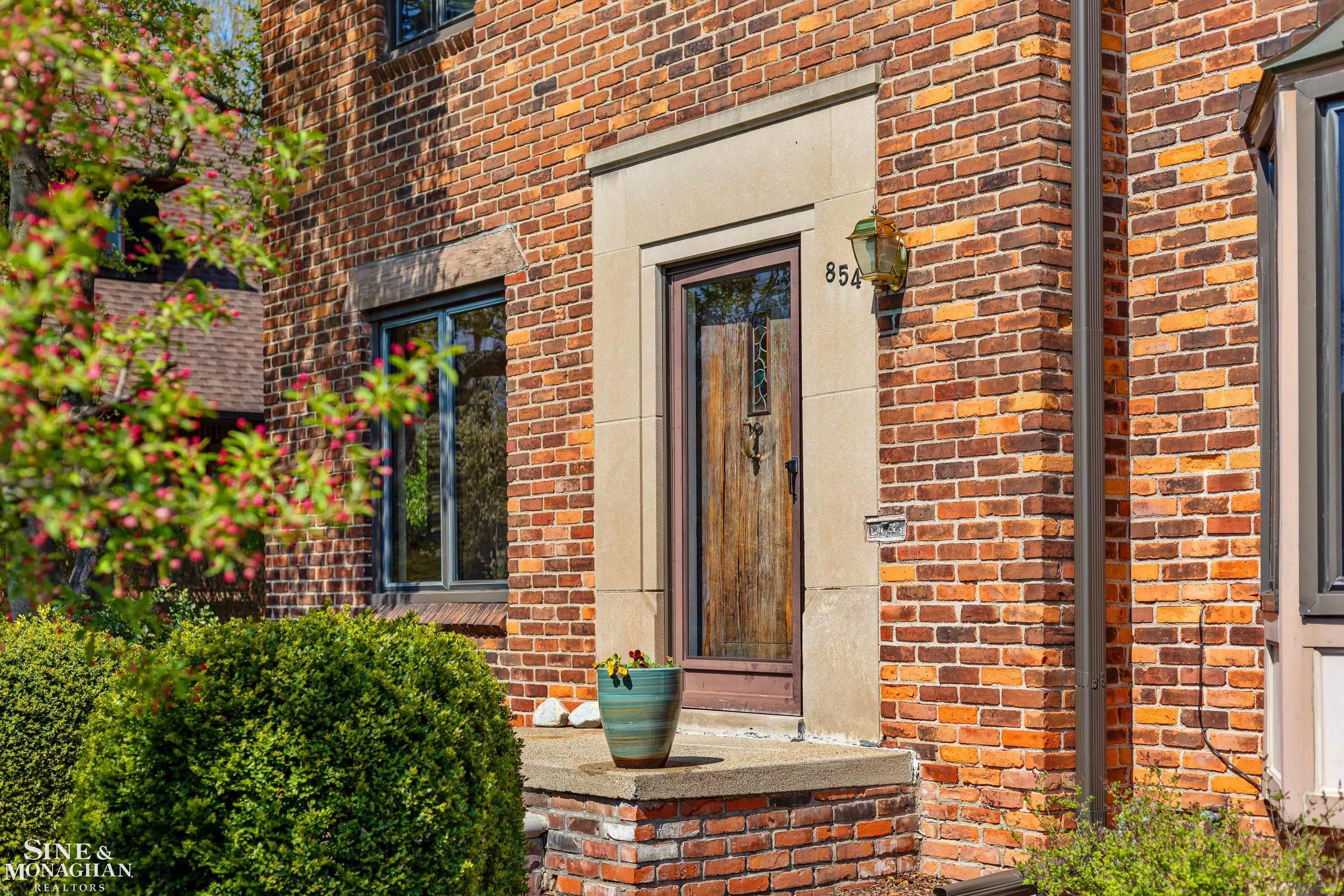 854 Pemberton Road, Grosse Pointe Park, MI 48230 — Photo 6