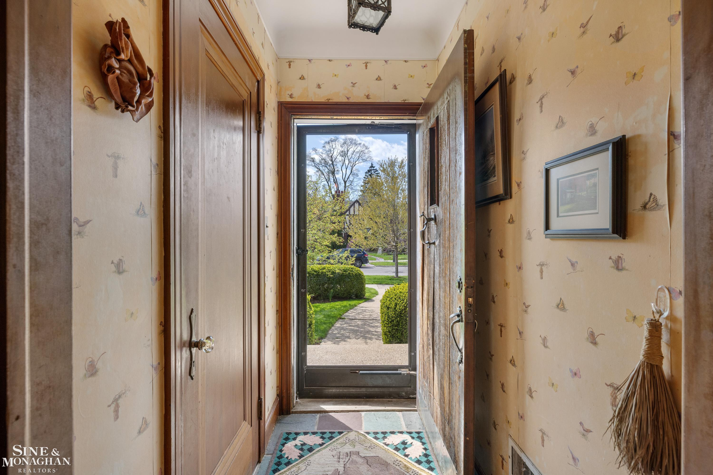 854 Pemberton Road, Grosse Pointe Park, MI 48230 — Photo 8