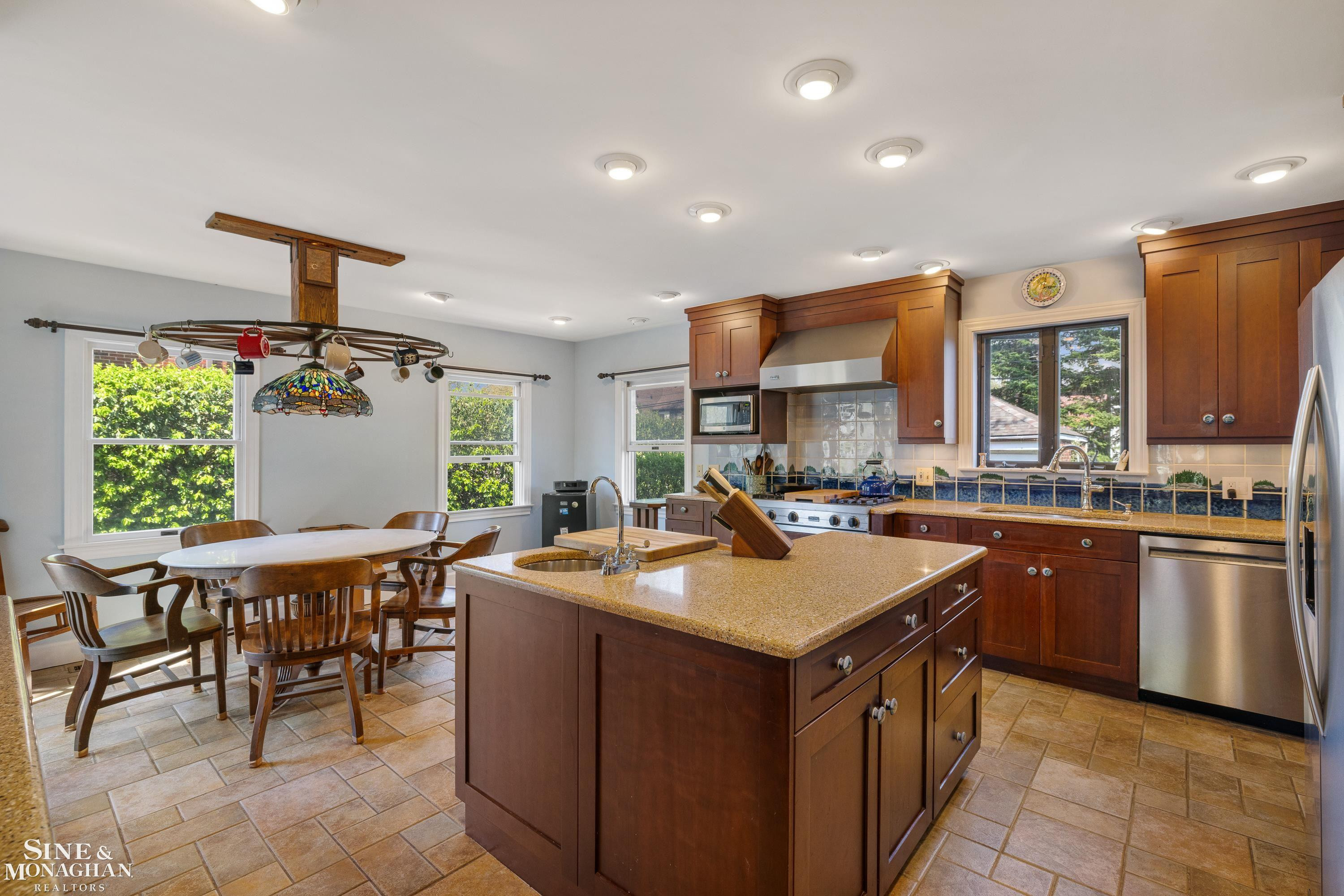 854 Pemberton Road, Grosse Pointe Park, MI 48230 — Photo 19