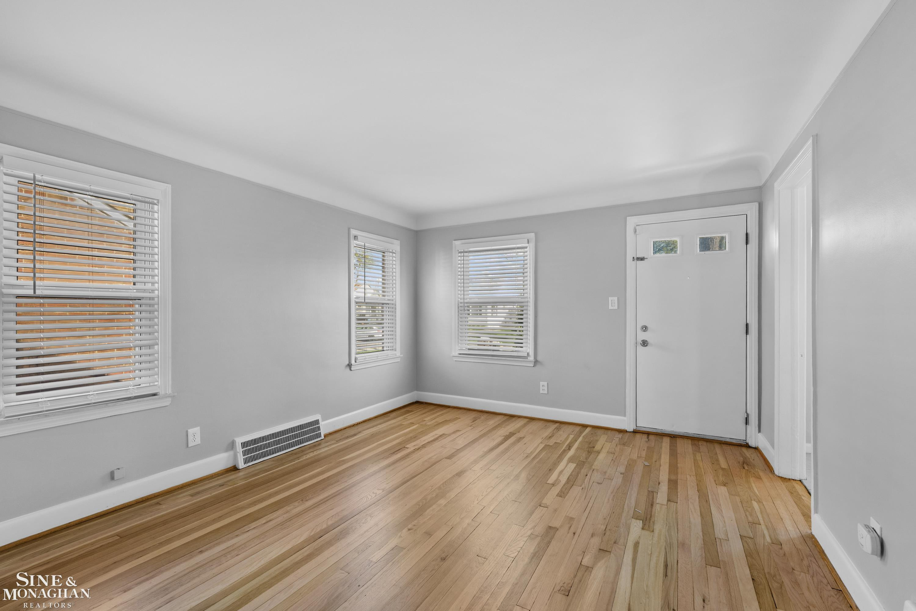 21734 Colony Street, Saint Clair Shores, MI 48080 — Photo 4