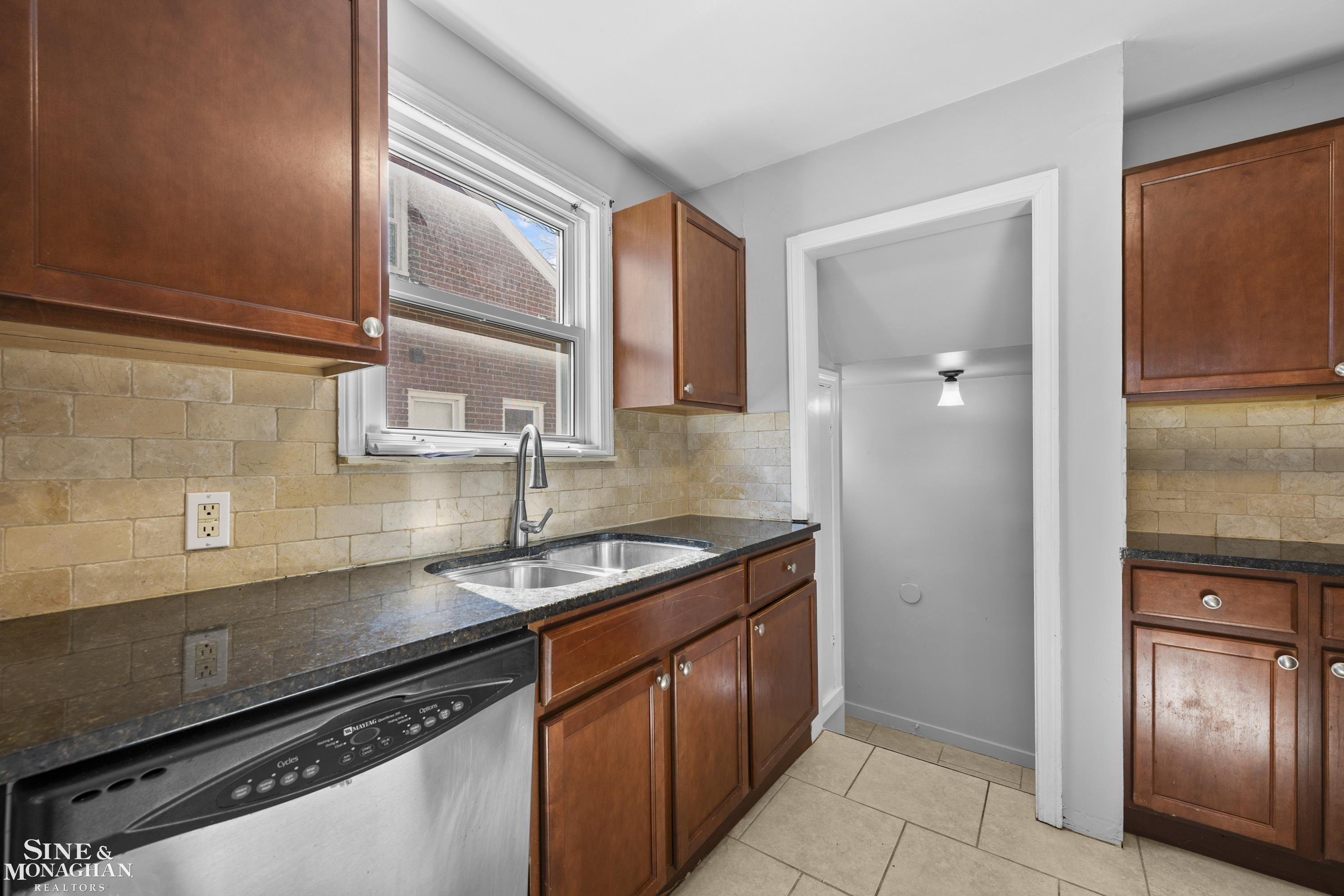 21734 Colony Street, Saint Clair Shores, MI 48080 — Photo 8