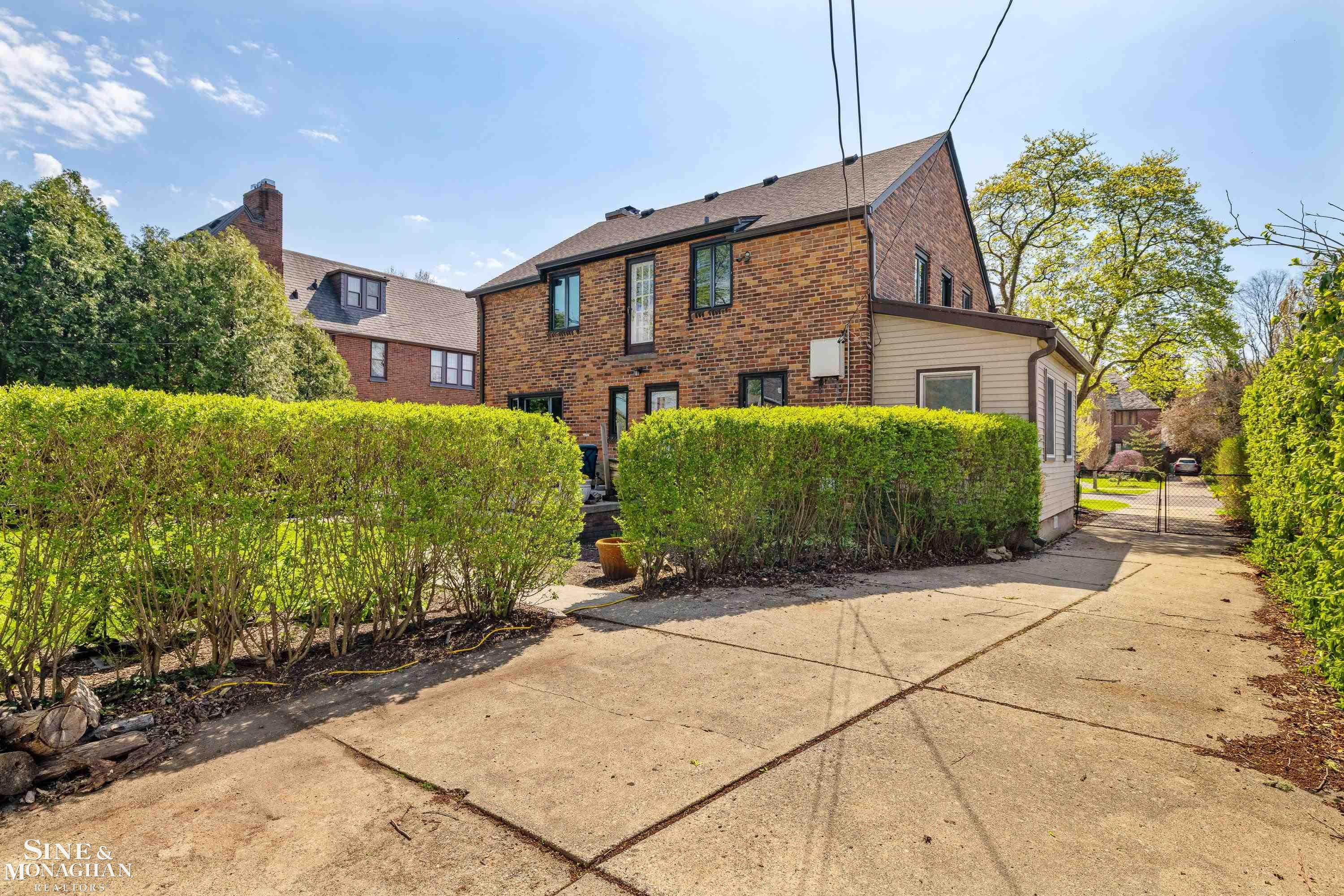 854 Pemberton Road, Grosse Pointe Park, MI 48230 — Photo 41