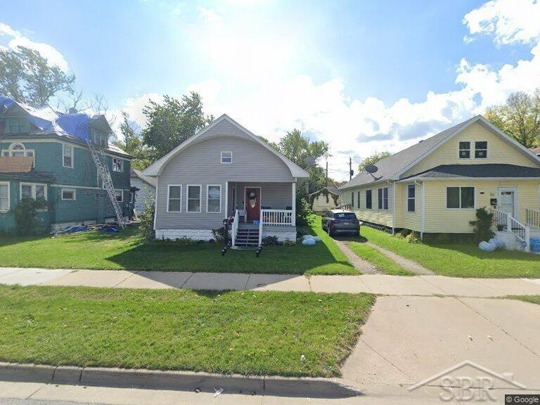 832 E Main Street, Benton Harbor, MI 49022 — front exterior