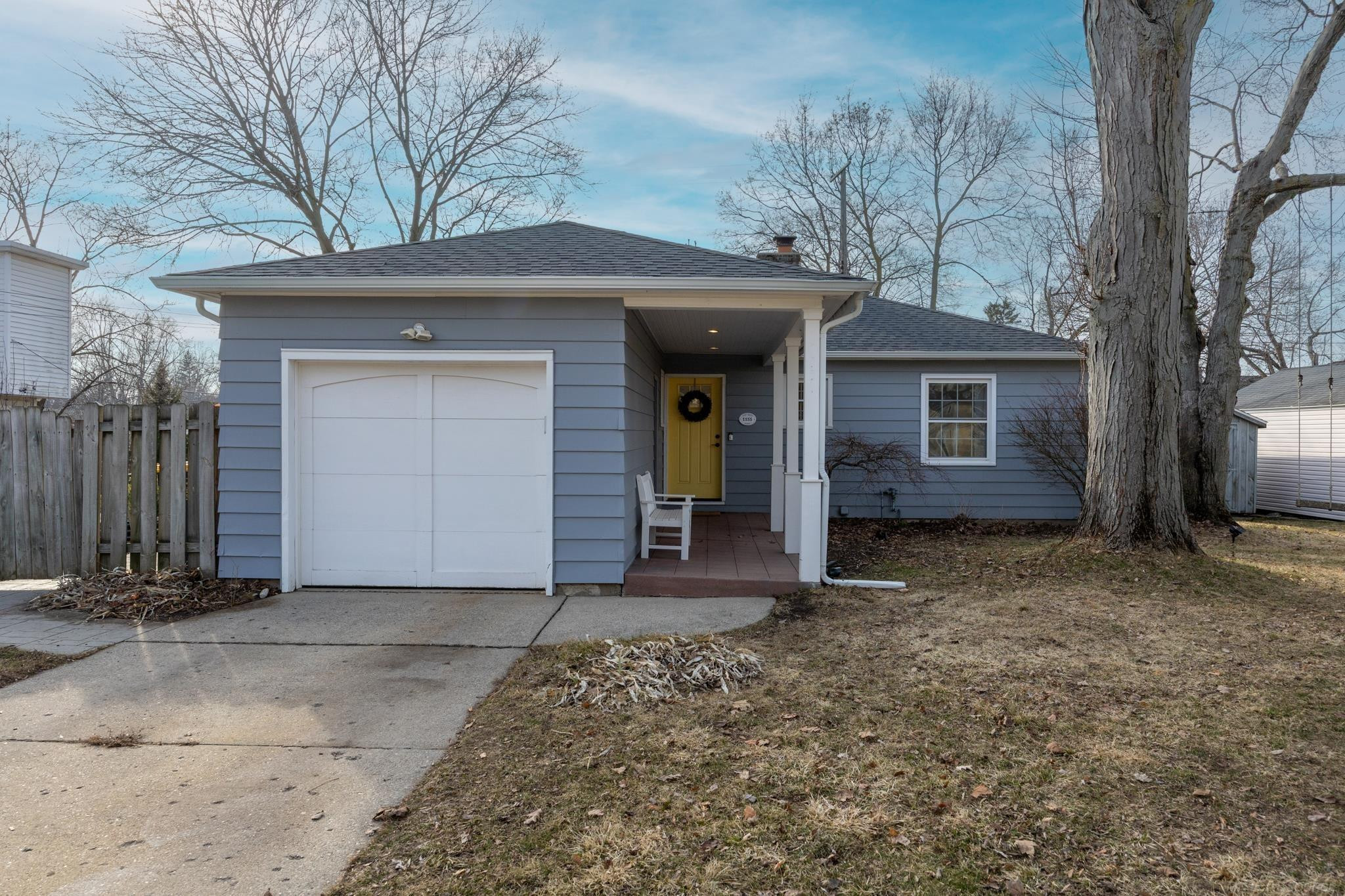 1155 Lake Grove Avenue, Grand Rapids, MI 49506 — front exterior