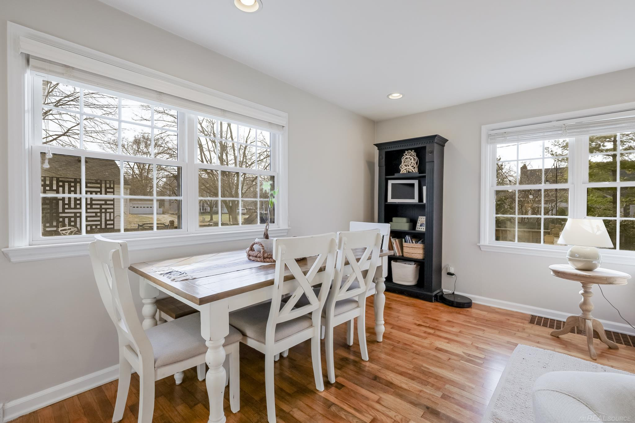 1155 Lake Grove Avenue, Grand Rapids, MI 49506 — Photo 12