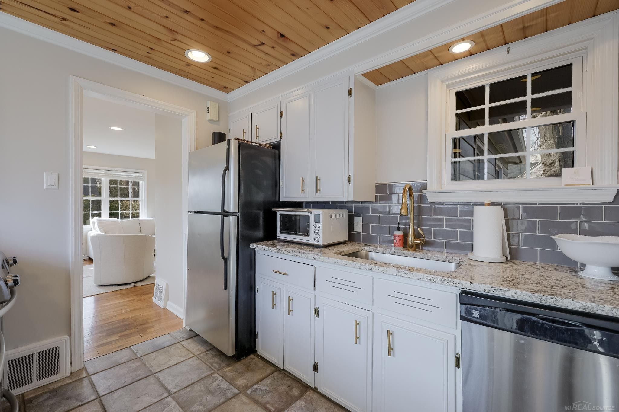 1155 Lake Grove Avenue, Grand Rapids, MI 49506 — Photo 15