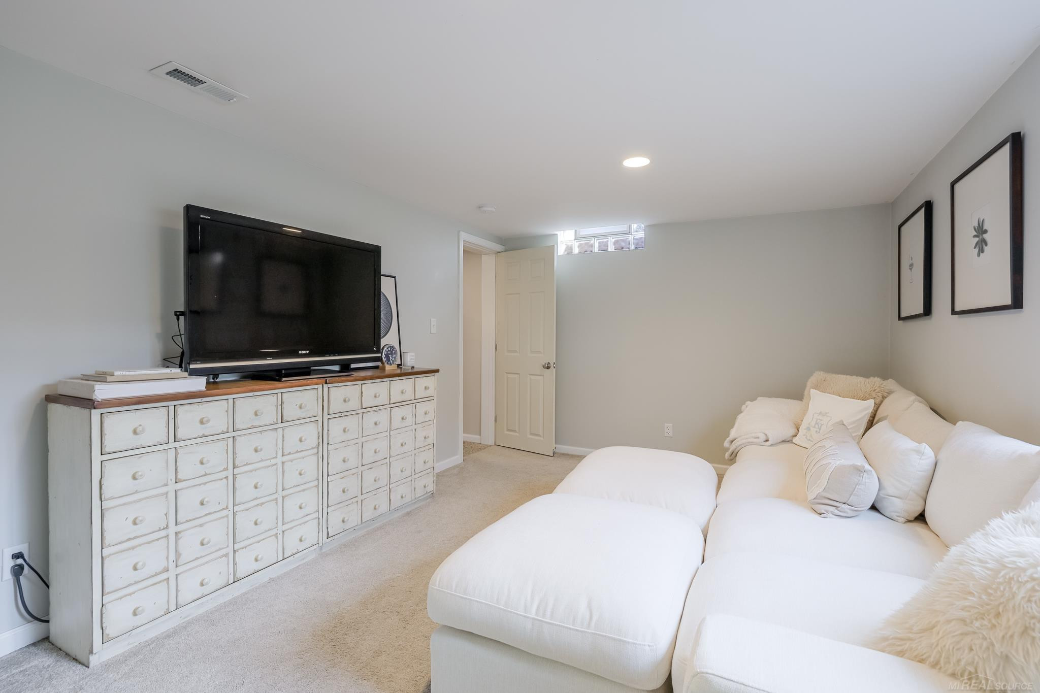 1155 Lake Grove Avenue, Grand Rapids, MI 49506 — Photo 24
