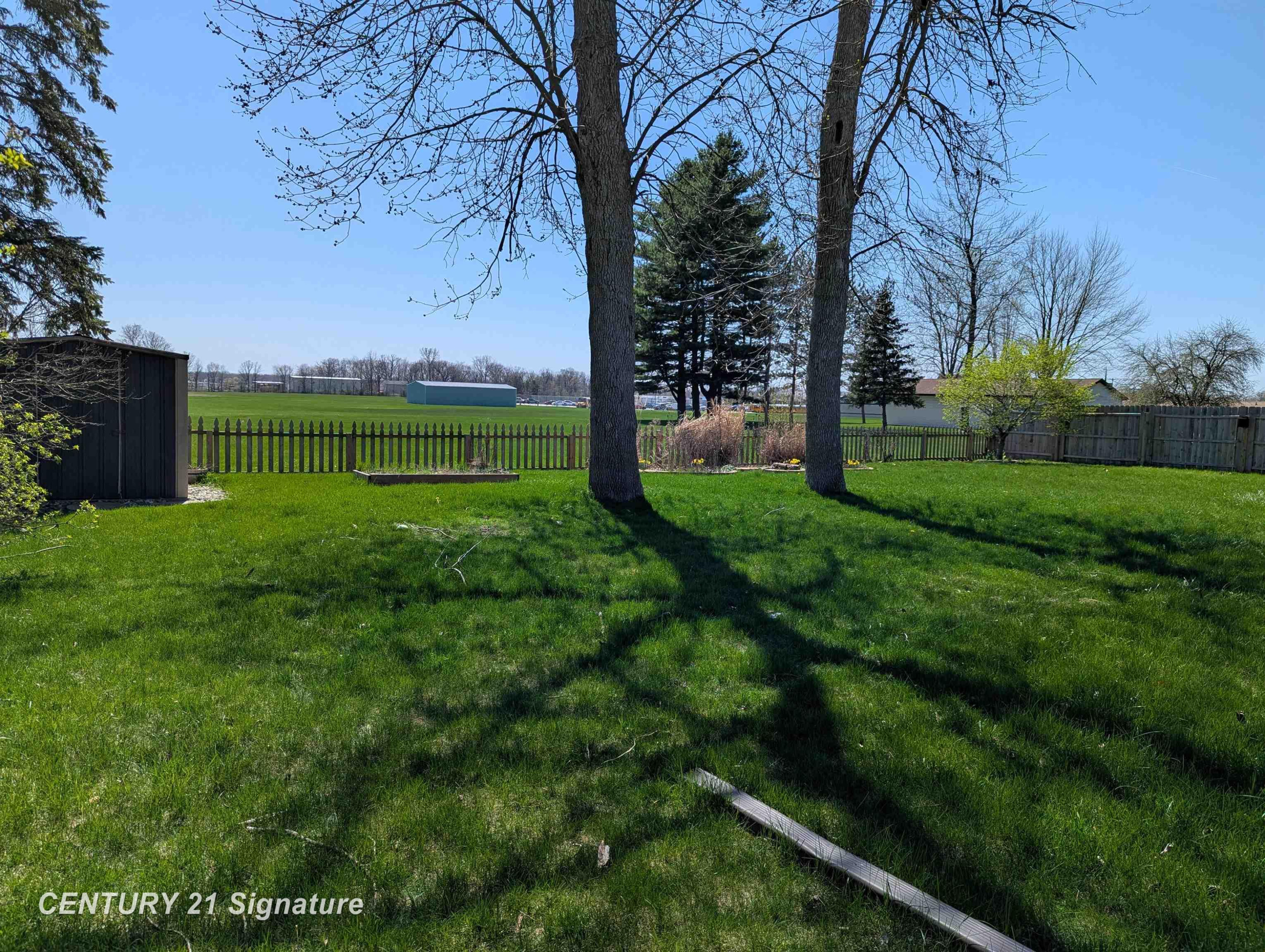 1040 Wheelock Street, Freeland, MI 48623 — Photo 6