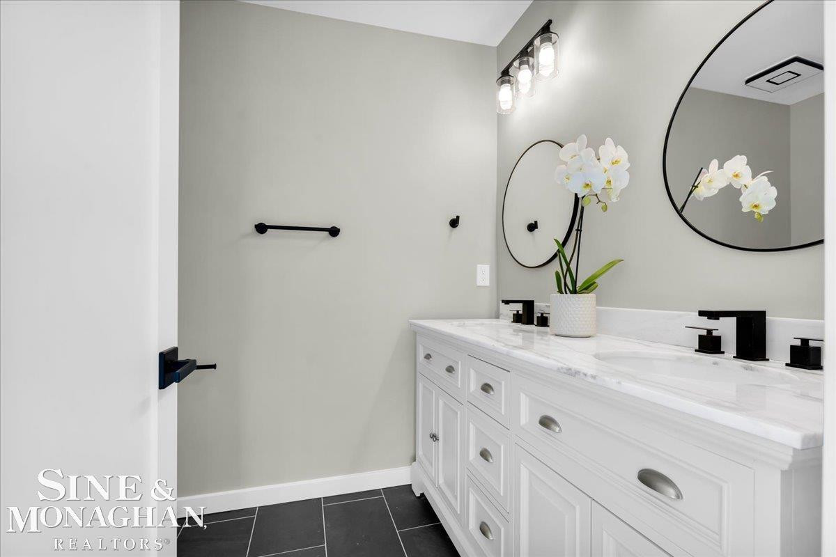 47050 Land Street, Chesterfield, MI 48047 — Photo 19