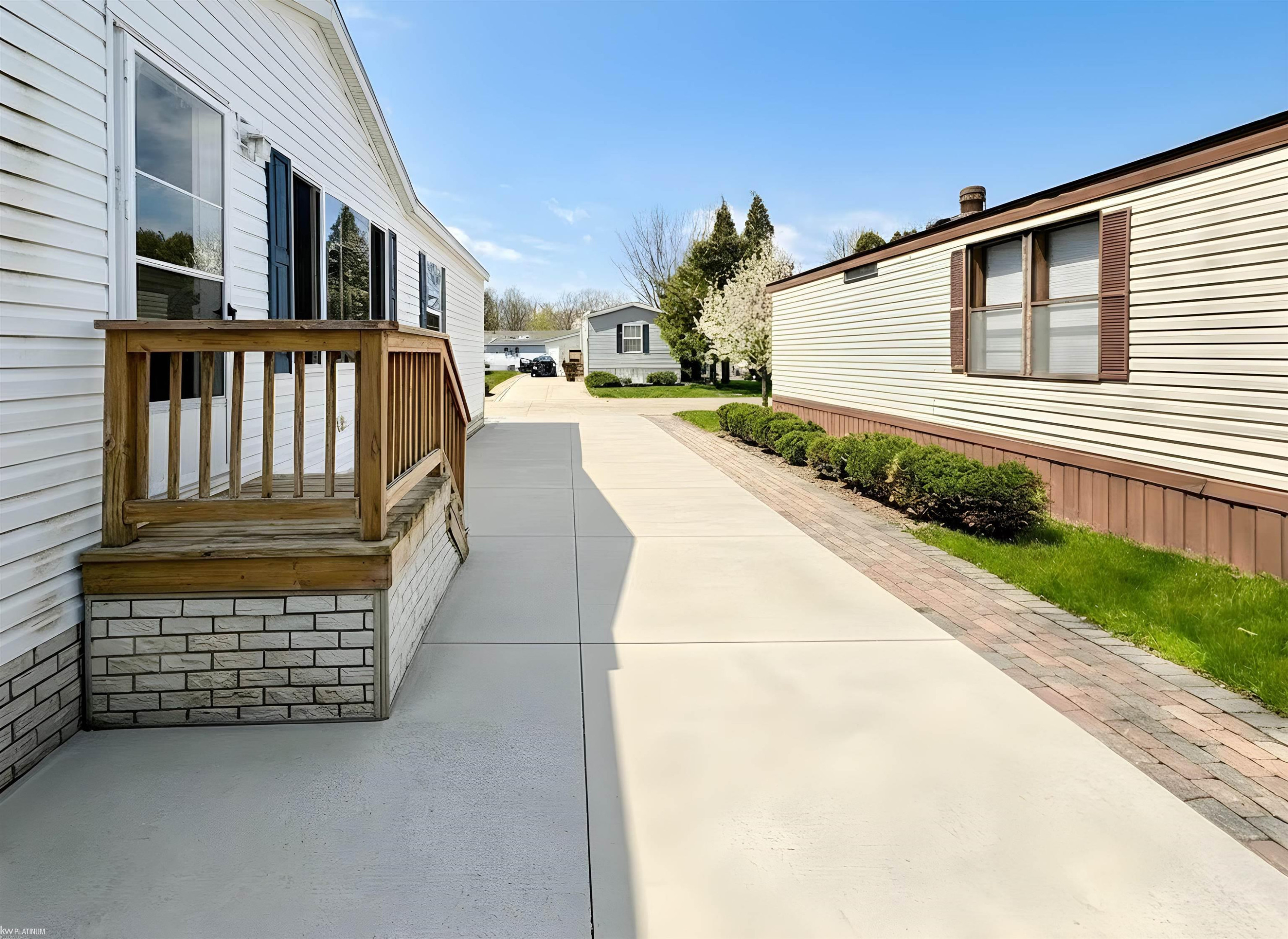 49982 Pennbrook Court, Shelby Twp, MI 48317 — Photo 4