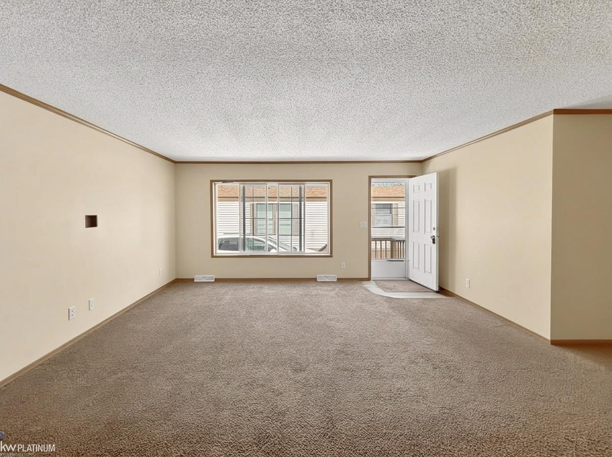 49982 Pennbrook Court, Shelby Twp, MI 48317 — Photo 6