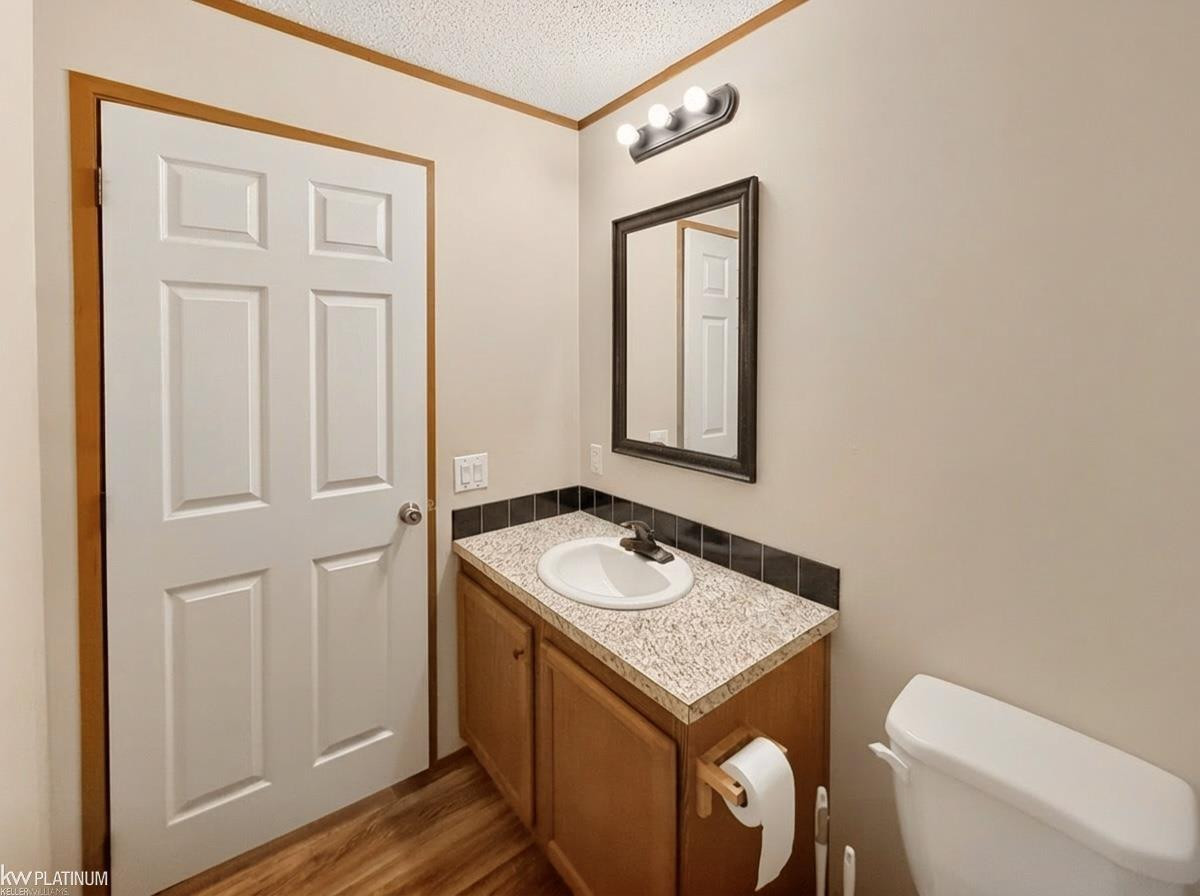 49982 Pennbrook Court, Shelby Twp, MI 48317 — Photo 24