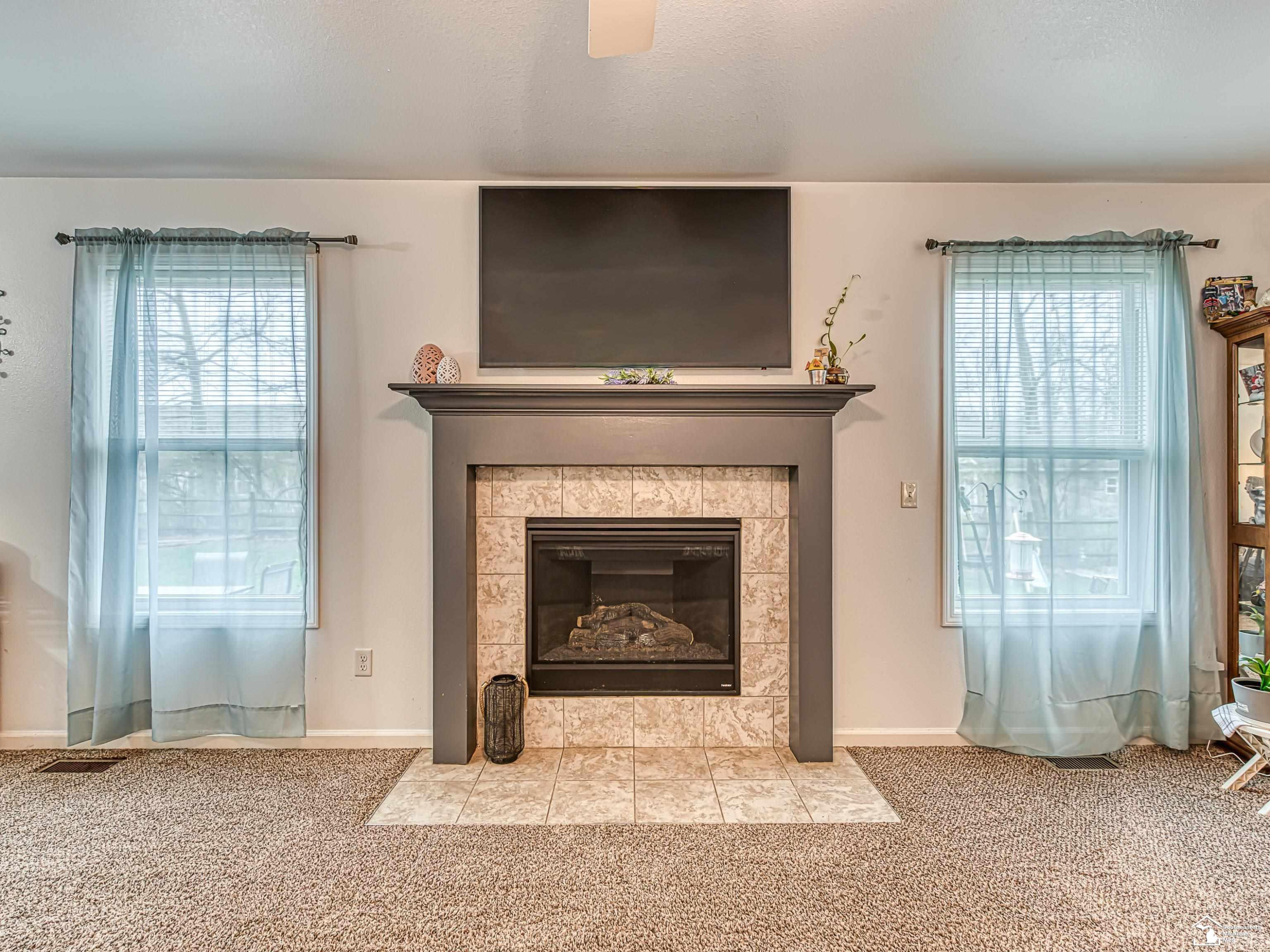 736 Grand Oak Drive, Temperance, MI 48182 — Photo 16