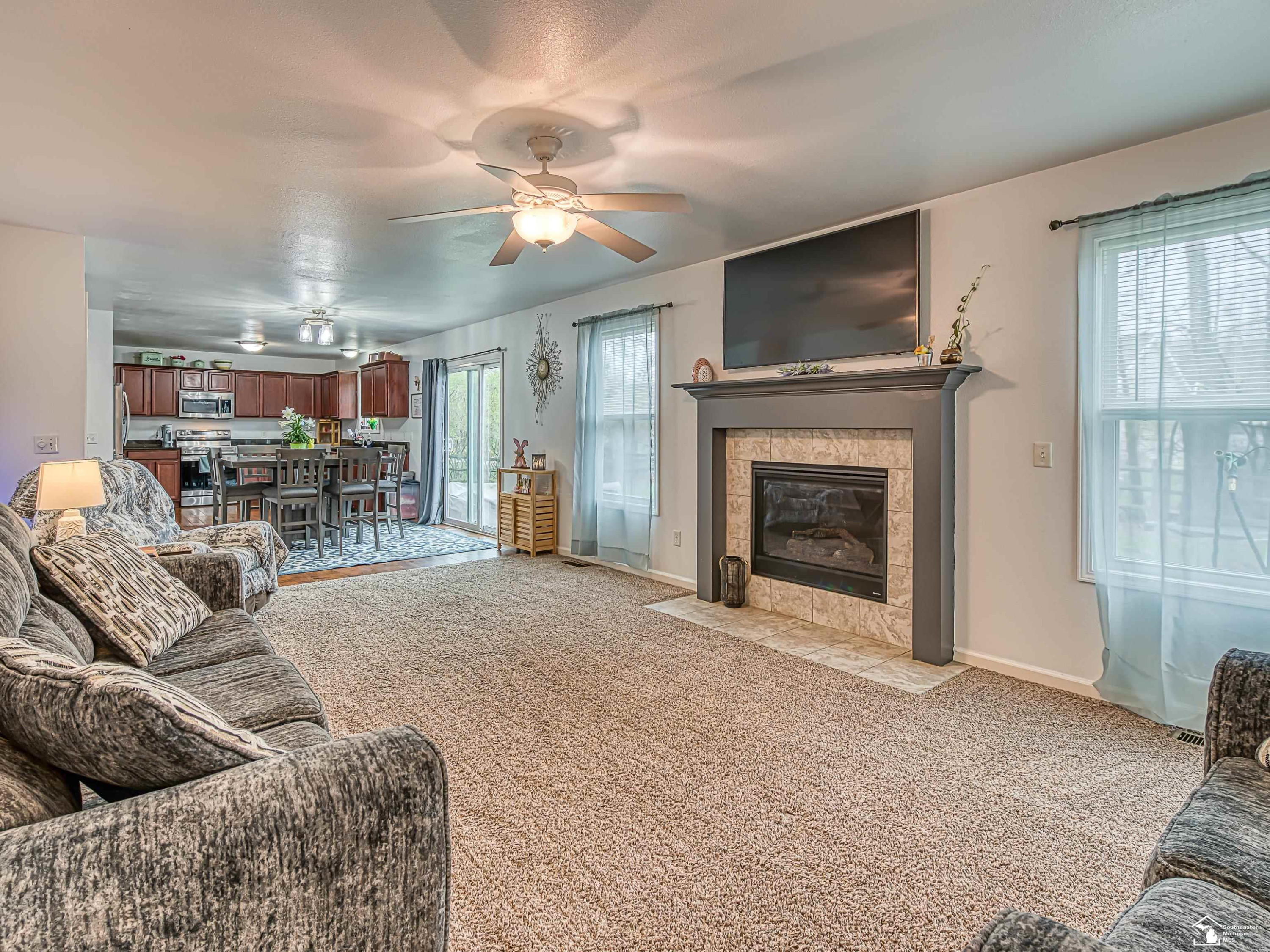 736 Grand Oak Drive, Temperance, MI 48182 — Photo 17