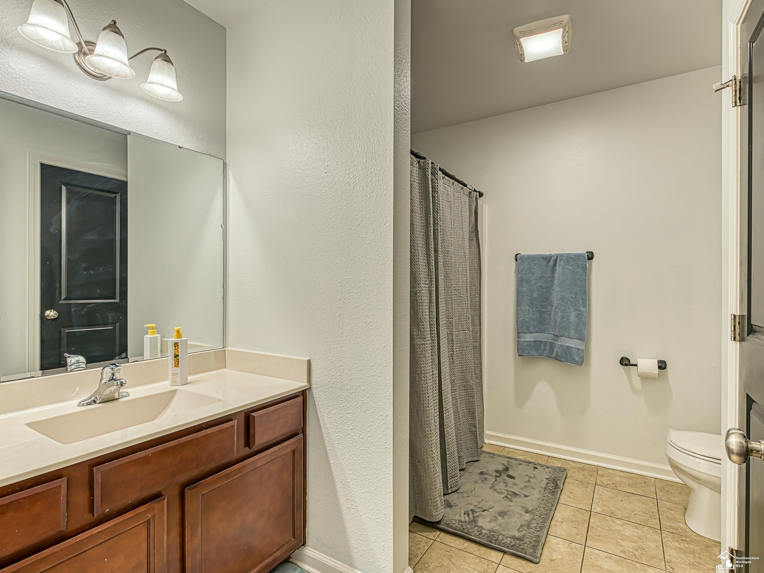 736 Grand Oak Drive, Temperance, MI 48182 — Photo 30