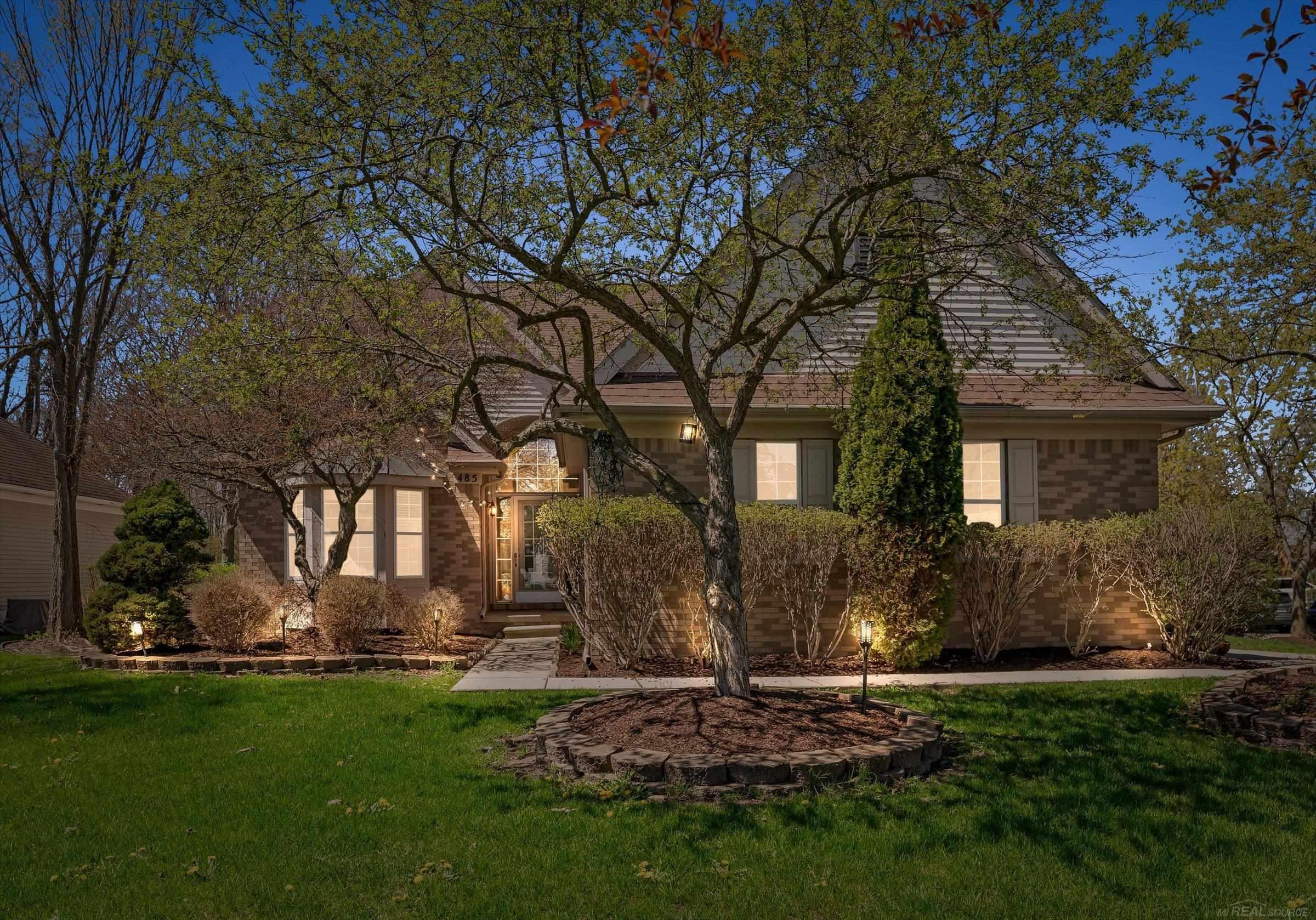 485 Cherry Grove Lane, MI 48390 — Photo 3