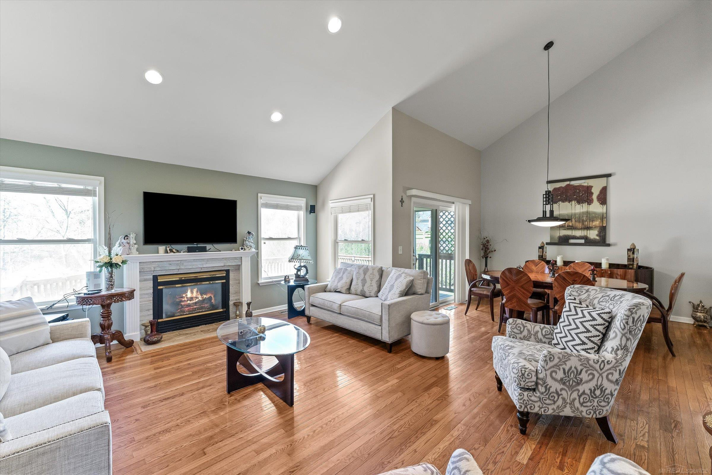 485 Cherry Grove Lane, MI 48390 — Photo 8