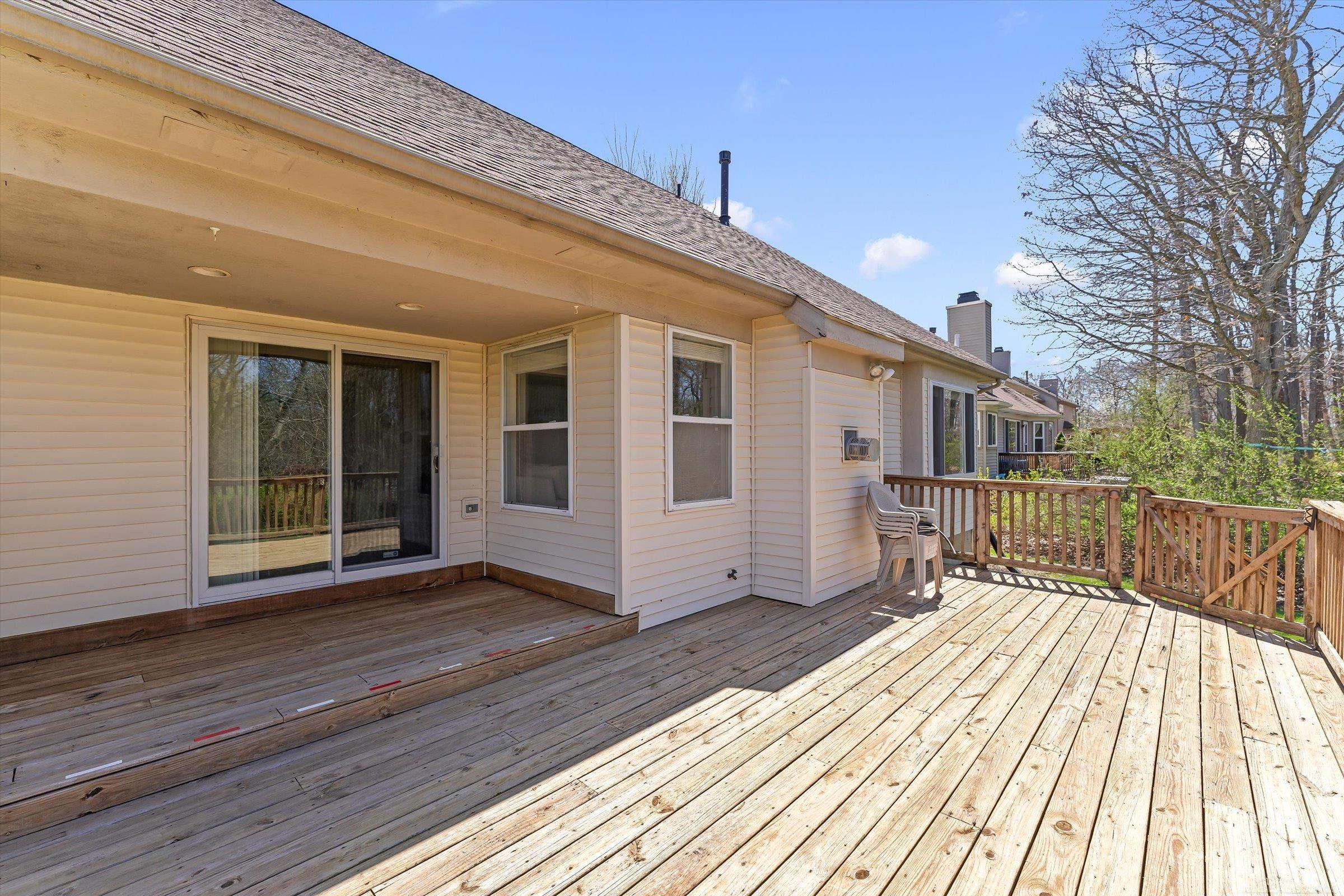 485 Cherry Grove Lane, MI 48390 — Photo 25