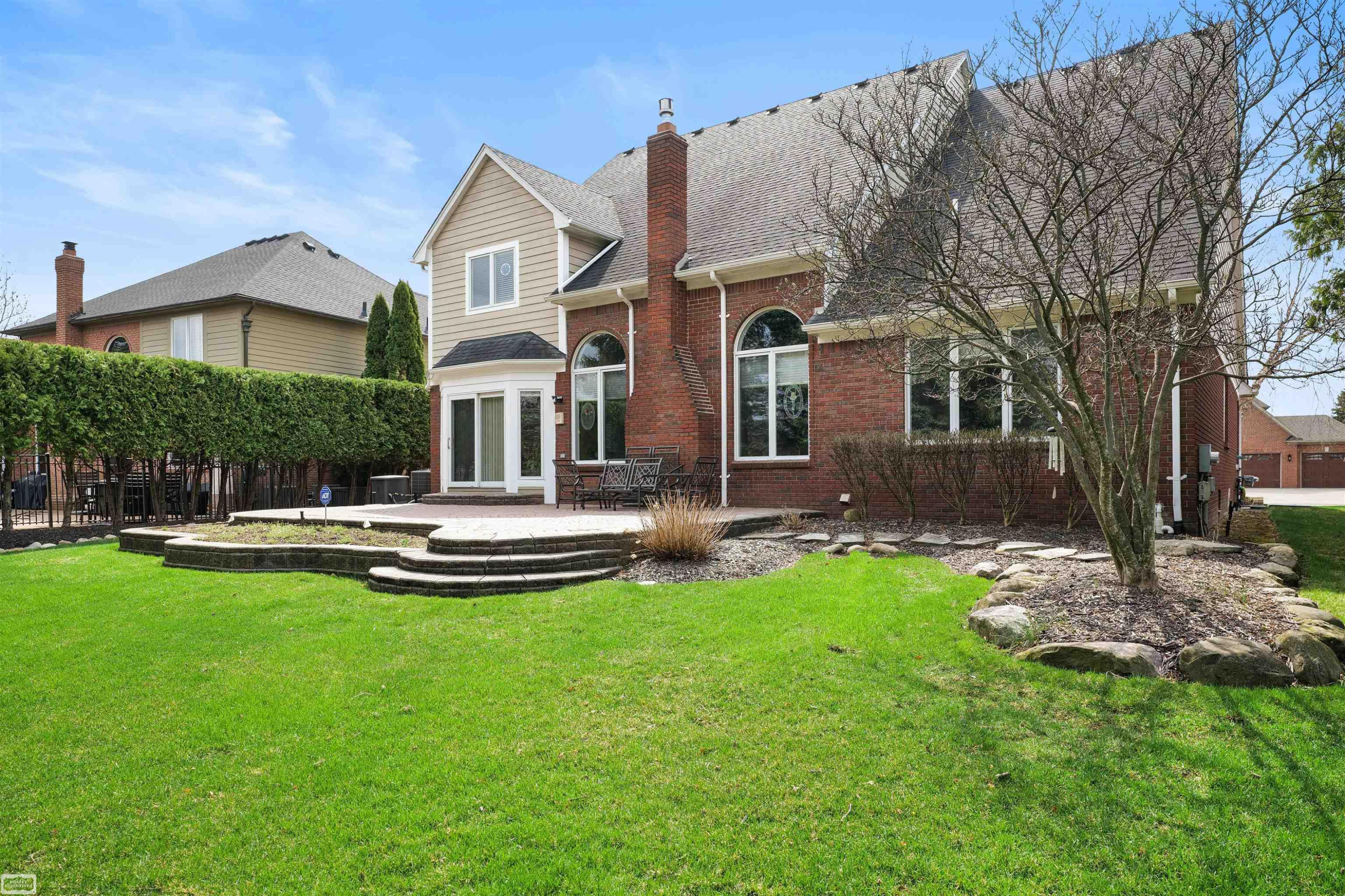 20316 Huron Dr. Drive, Clinton Twp, MI 48038 — Photo 4